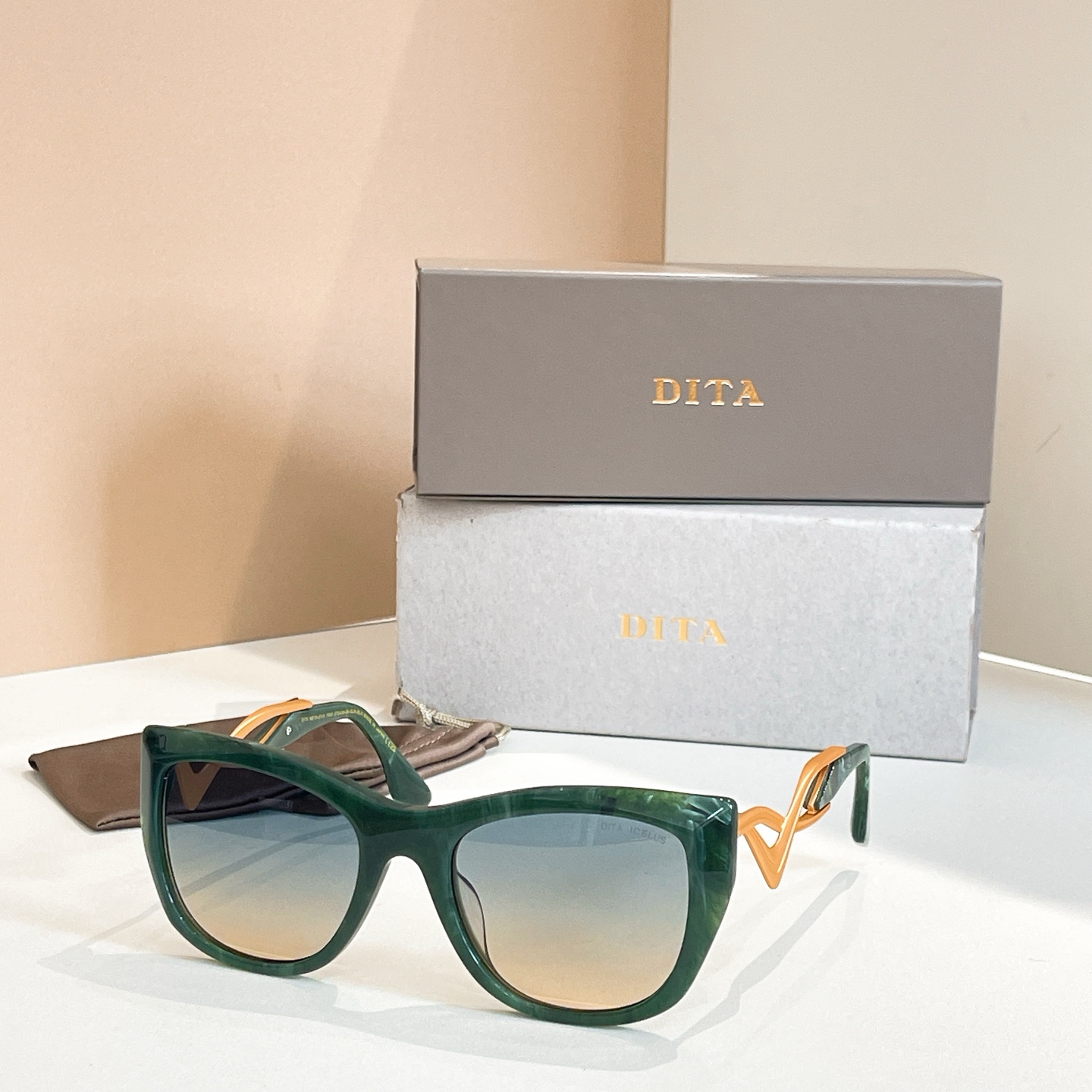 DITA⚜️⚜️⚜️MODEL：DTS438 ⚜️⚜️⚜️⚜️SIZE54口20-145⚜️⚜️⚜️～