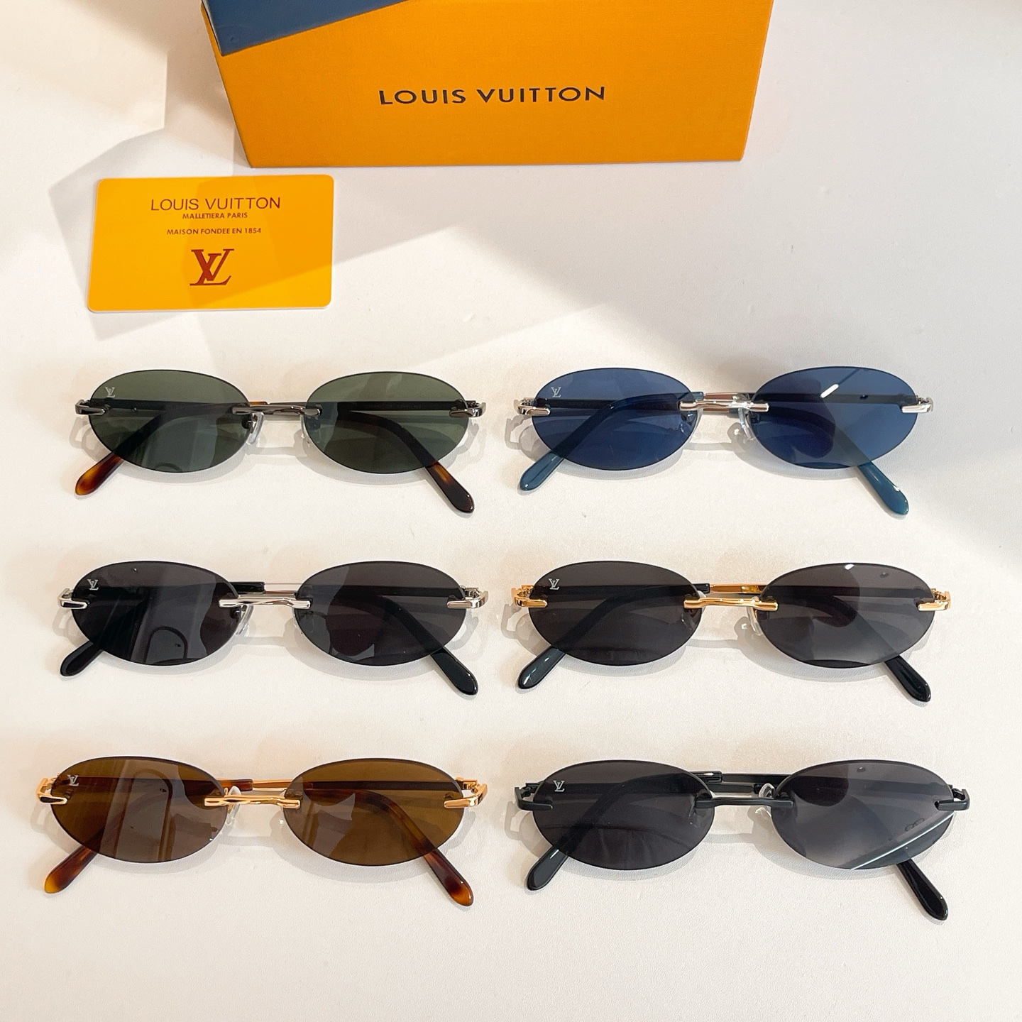 LOUIS VUITTO*🌟🌟🌟MODEL：Z2040U 🌟🌟🌟SIZE：51口20-140🌟🌟🌟