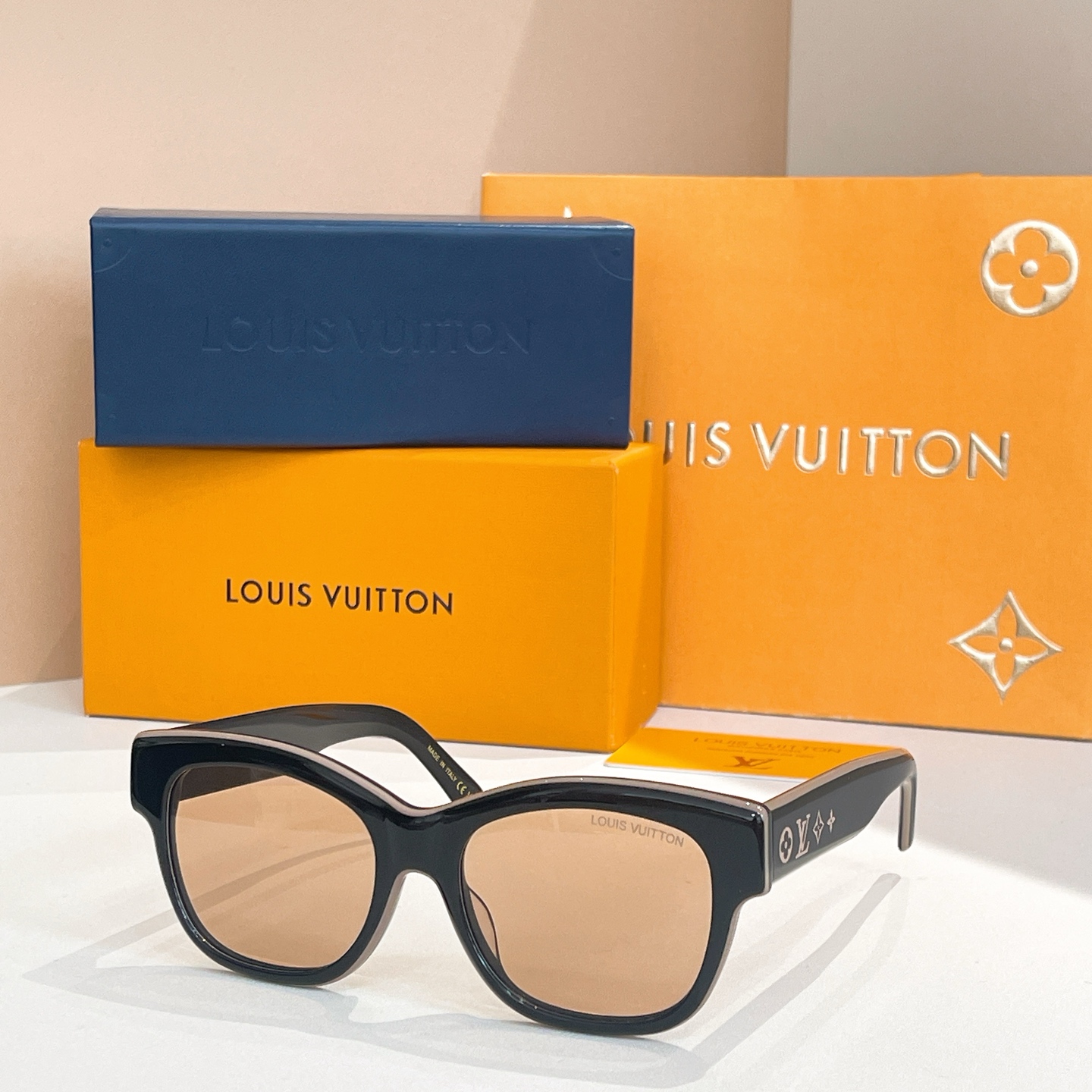 LOUIS VUITTO*✨✨✨MODEL：Z2645U ✨✨✨ SIZE：53口22-145✨✨✨