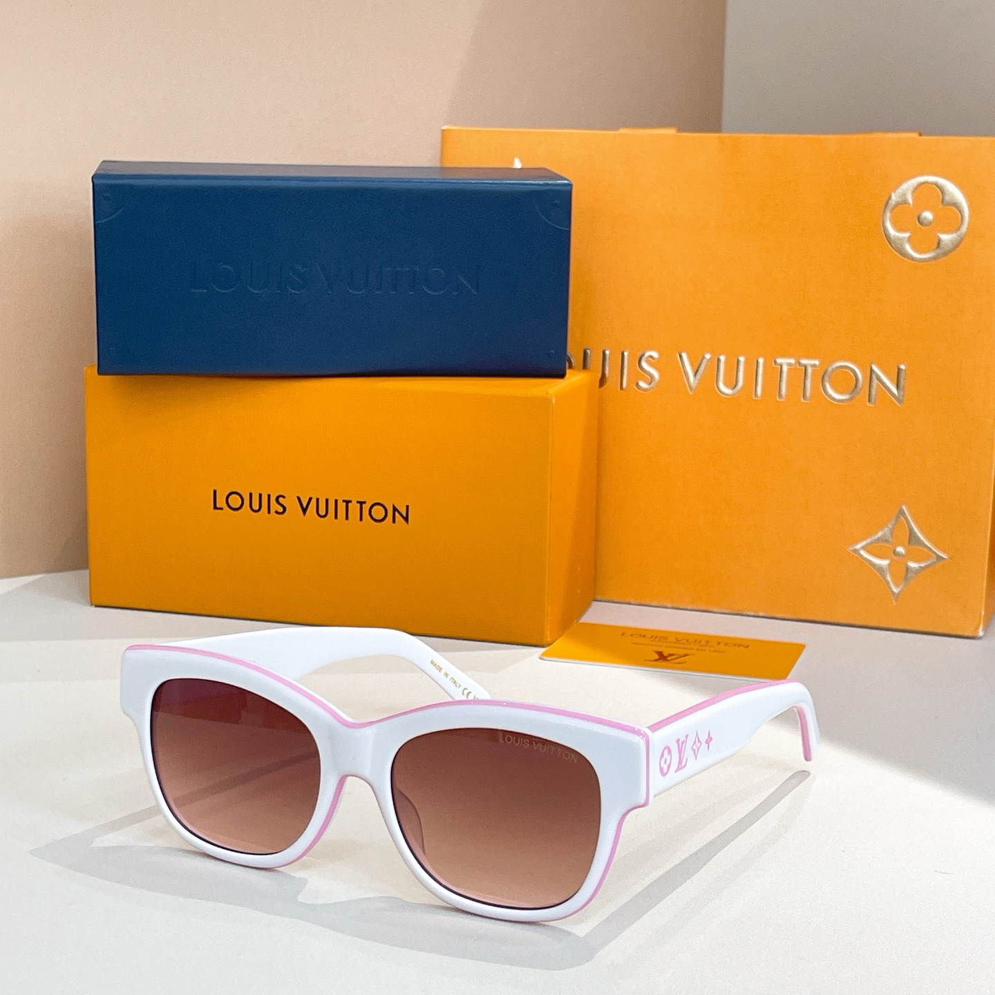 LOUIS VUITTO*✨✨✨MODEL：Z2645U ✨✨✨ SIZE：53口22-145✨✨✨