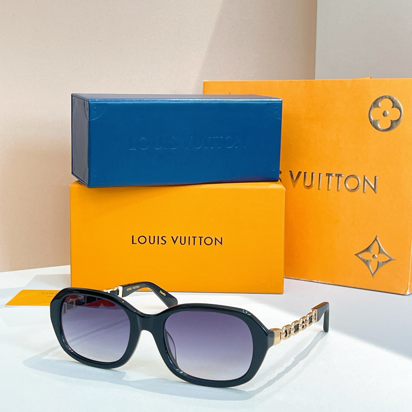 LOUIS VUITTO*✨✨✨MODEL：Z2649U✨✨✨ SIZE：55口20-140✨✨✨ 