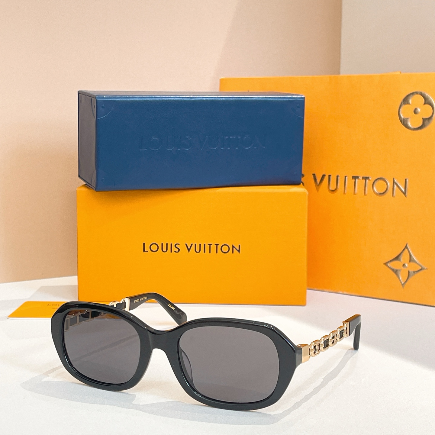 LOUIS VUITTO*✨✨✨MODEL：Z2649U✨✨✨ SIZE：55口20-140✨✨✨ 