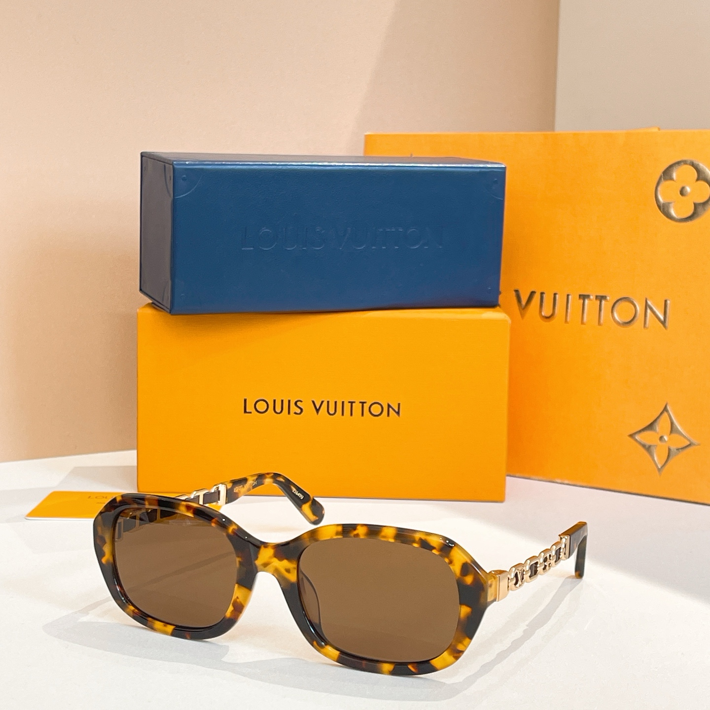 LOUIS VUITTO*✨✨✨MODEL：Z2649U✨✨✨ SIZE：55口20-140✨✨✨ 
