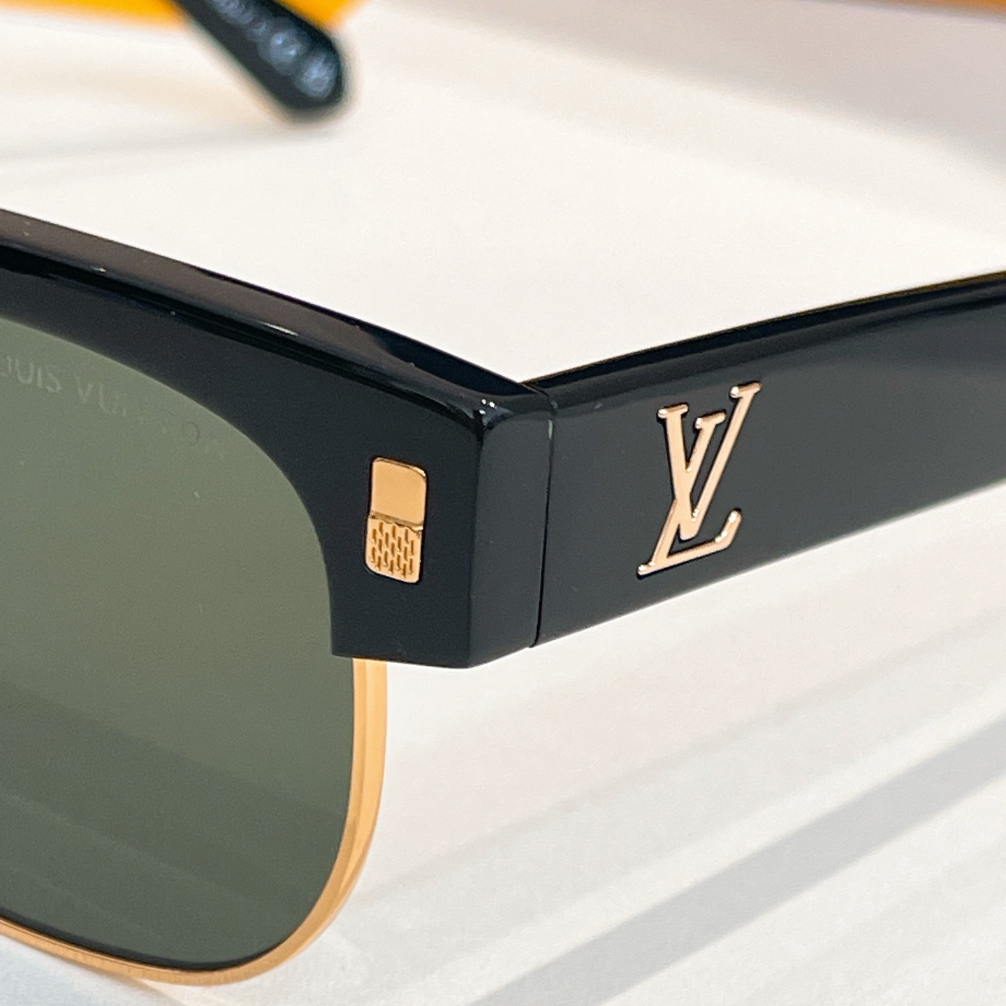 LOUIS VUITTO*✨✨✨MODEL：Z2595U✨✨✨ SIZE：55口21-145✨✨✨
