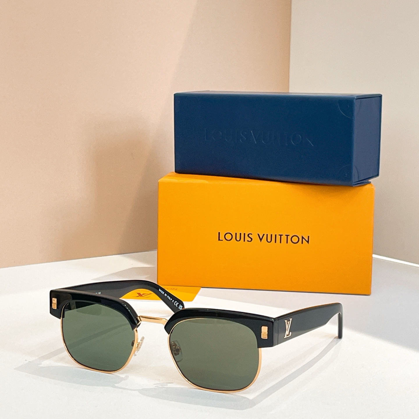 LOUIS VUITTO*✨✨✨MODEL：Z2595U✨✨✨ SIZE：55口21-145✨✨✨