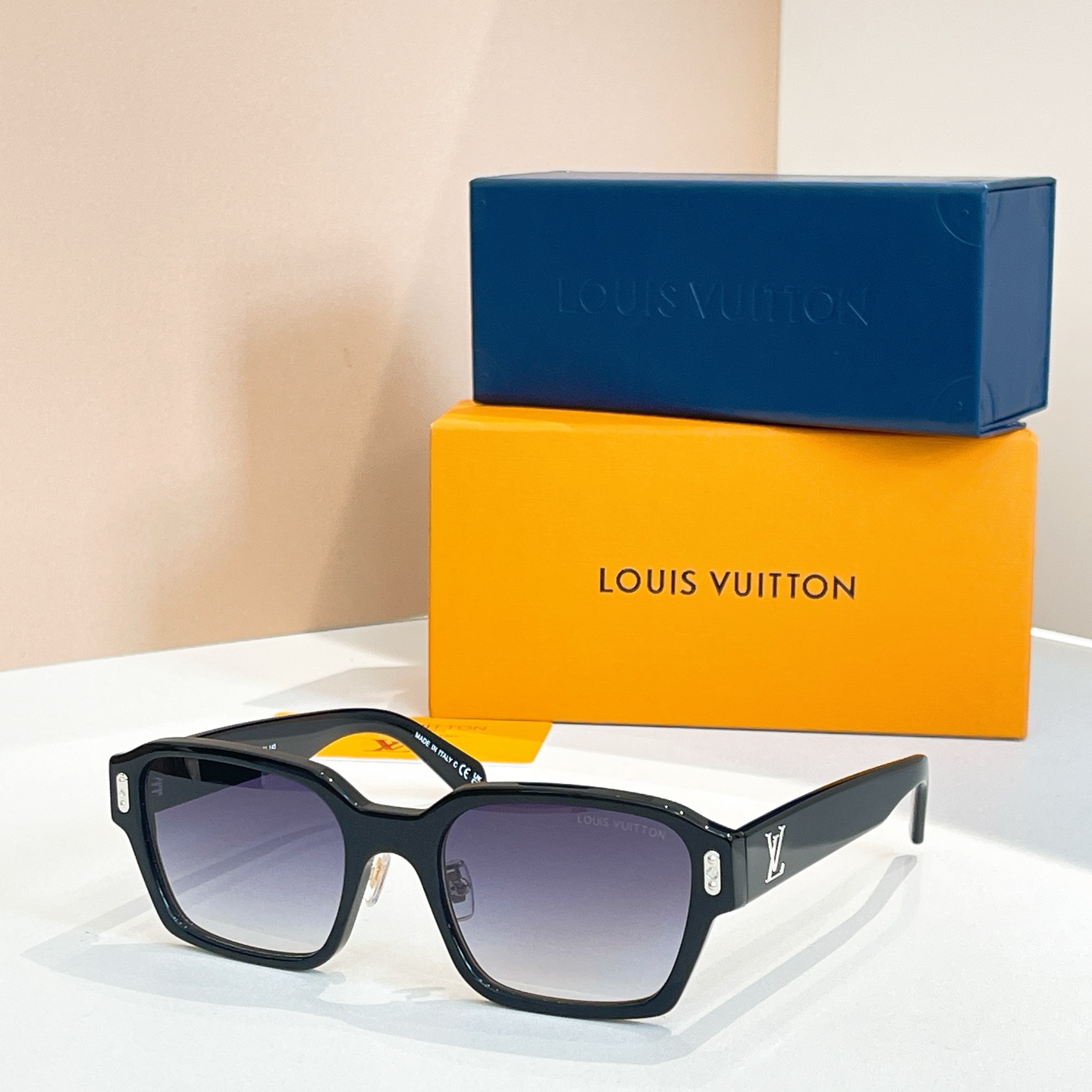 LOUIS VUITTO*✨✨✨MODEL：Z2677U✨✨✨ SIZE：54口21-145✨✨✨