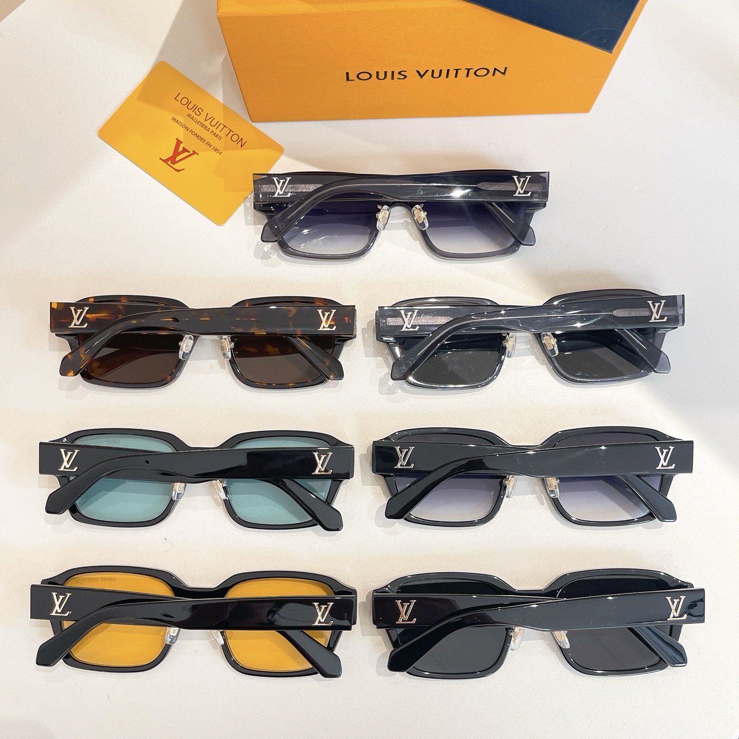 LOUIS VUITTO*✨✨✨MODEL：Z2677U✨✨✨ SIZE：54口21-145✨✨✨