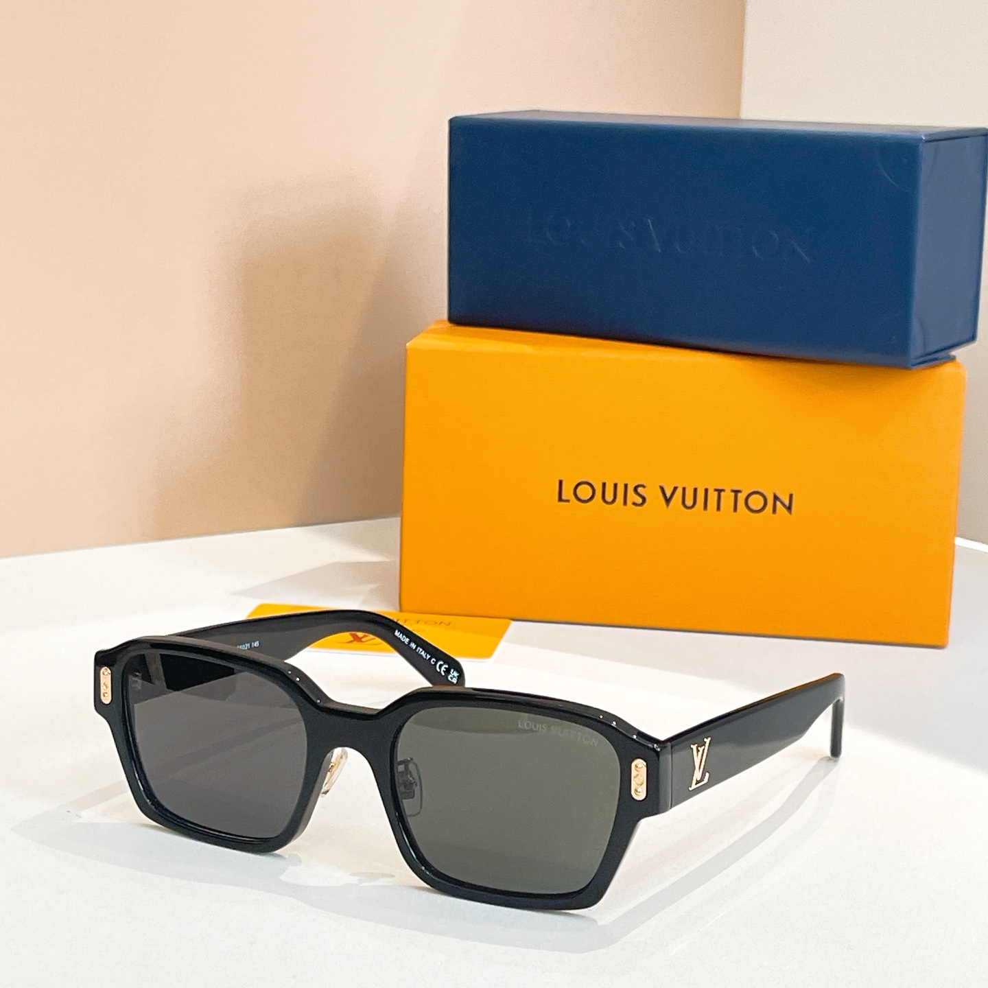LOUIS VUITTO*✨✨✨MODEL：Z2677U✨✨✨ SIZE：54口21-145✨✨✨