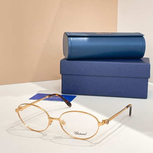 Chopard SCHG973 Gold Oval Eyeglasses Frames - Size 57-17-142 1 Chopard SCHG973 Gold Oval Eyeglasses Frames - Size 57-17-142