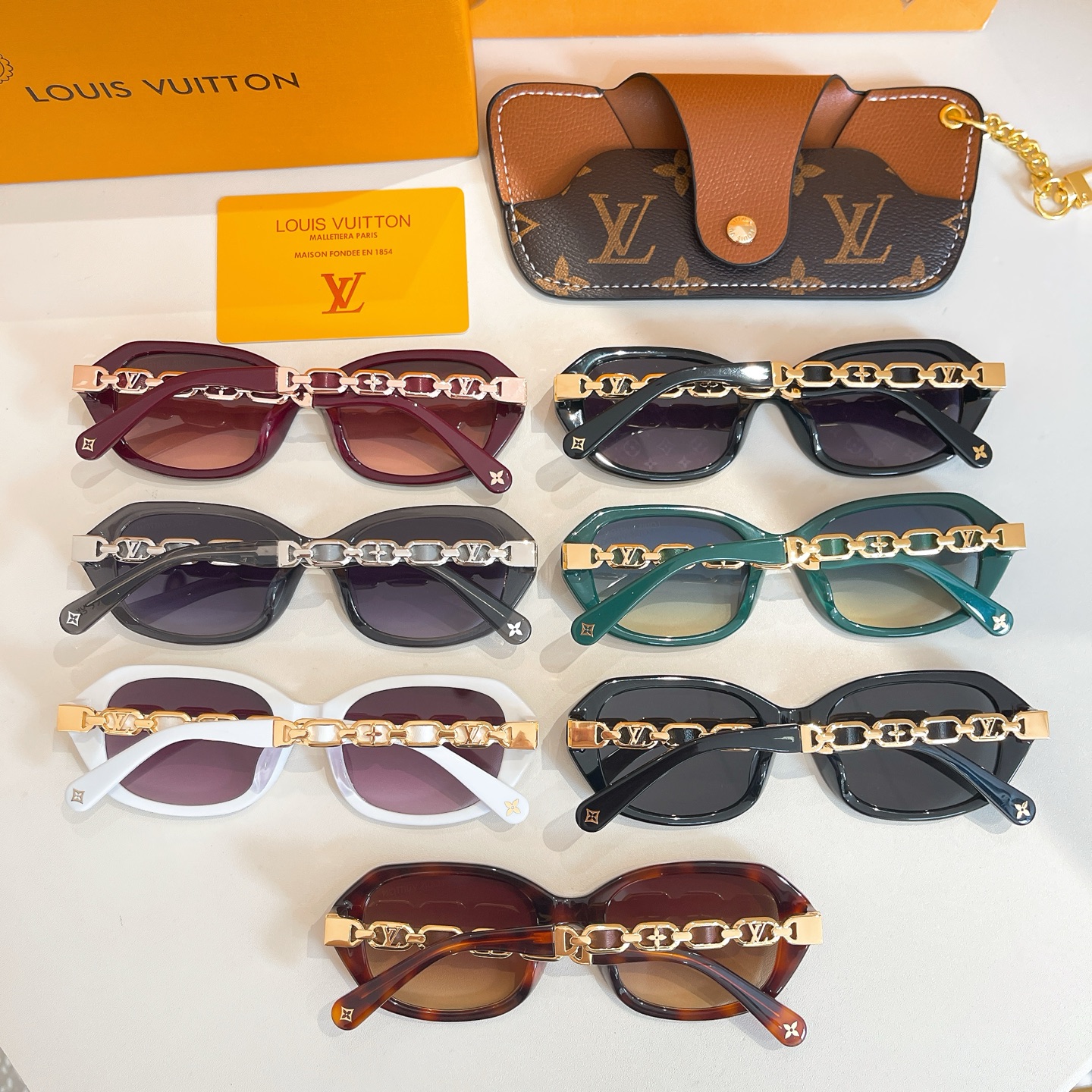 LOUIS VUITTO*✨✨✨MODEL：Z2649W✨✨✨ SIZE：53口20-145✨✨✨