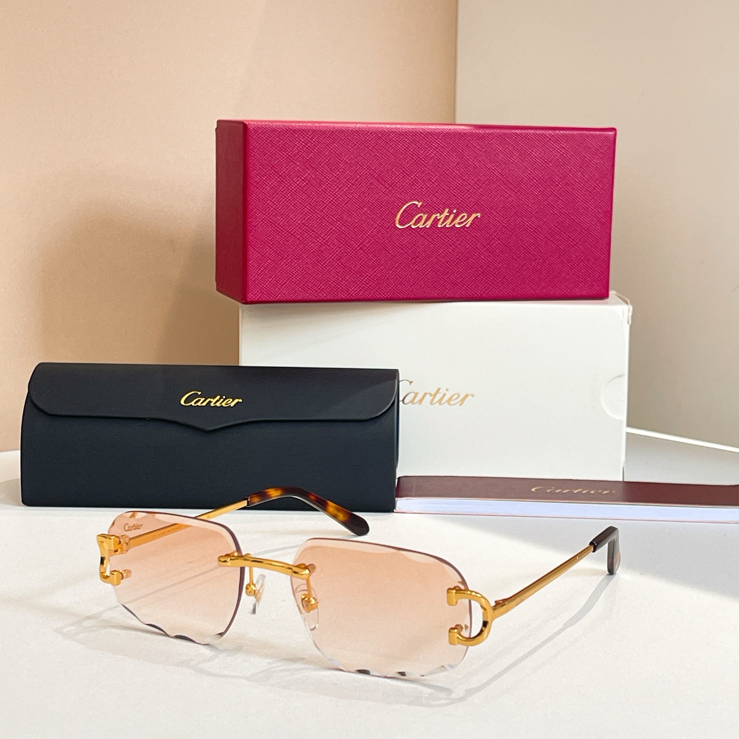 Cartie*✨✨✨MODEL：CT1628O✨✨✨SIZE 58口16-135✨✨✨太阳镜 ，变色片