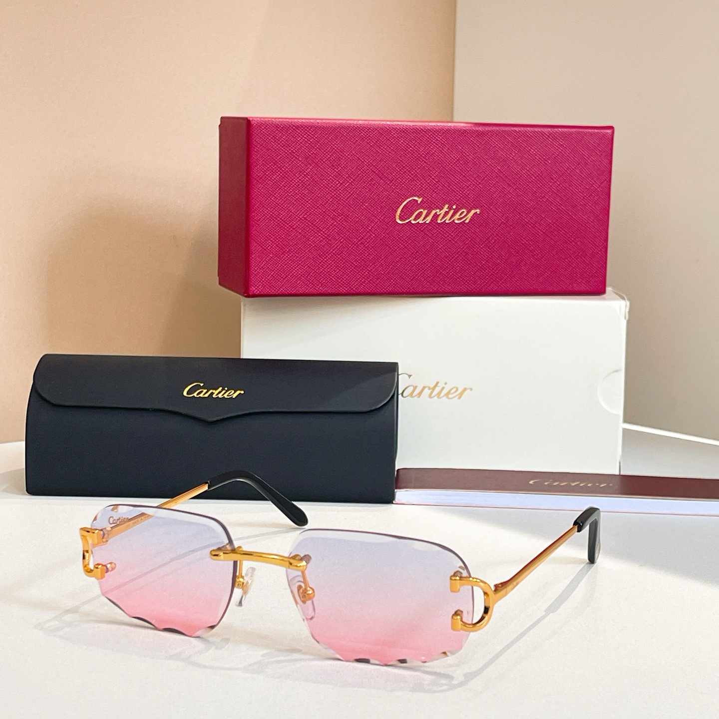 Cartie*✨✨✨MODEL：CT1628O✨✨✨SIZE 58口16-135✨✨✨太阳镜 ，变色片