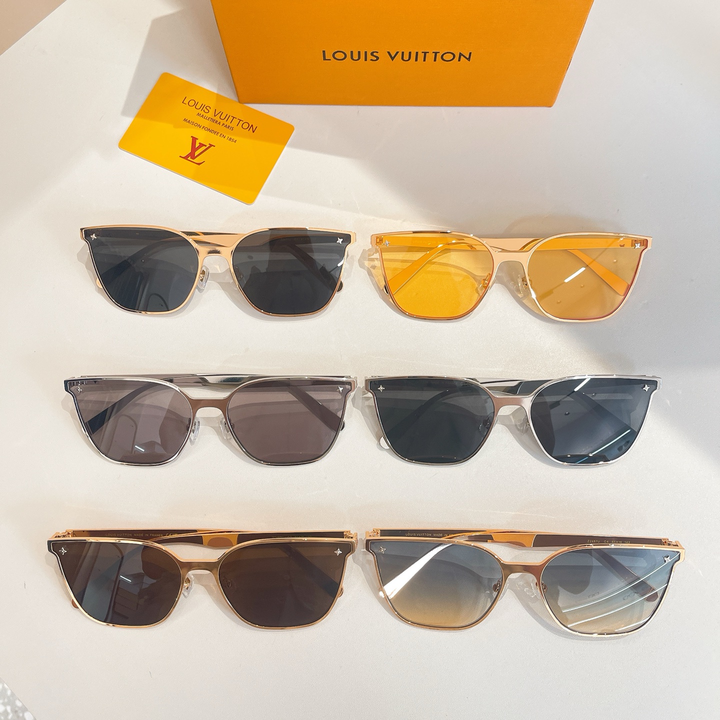 LOUIS VUITTO*✨✨✨MODEL：Z2487U✨✨✨ SIZE：61口16-142✨✨✨