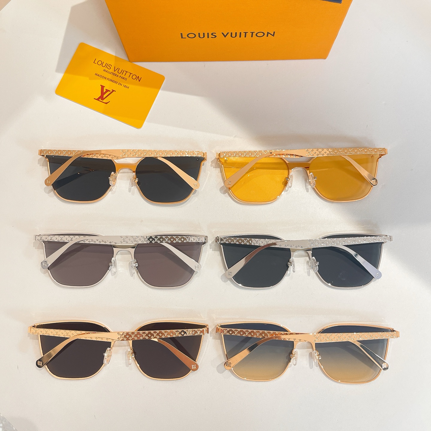 LOUIS VUITTO*✨✨✨MODEL：Z2487U✨✨✨ SIZE：61口16-142✨✨✨
