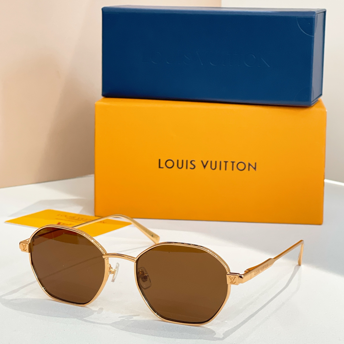 LOUIS VUITTO*✨✨✨MODEL：Z2193U✨✨✨ SIZE：54口19-142✨✨✨