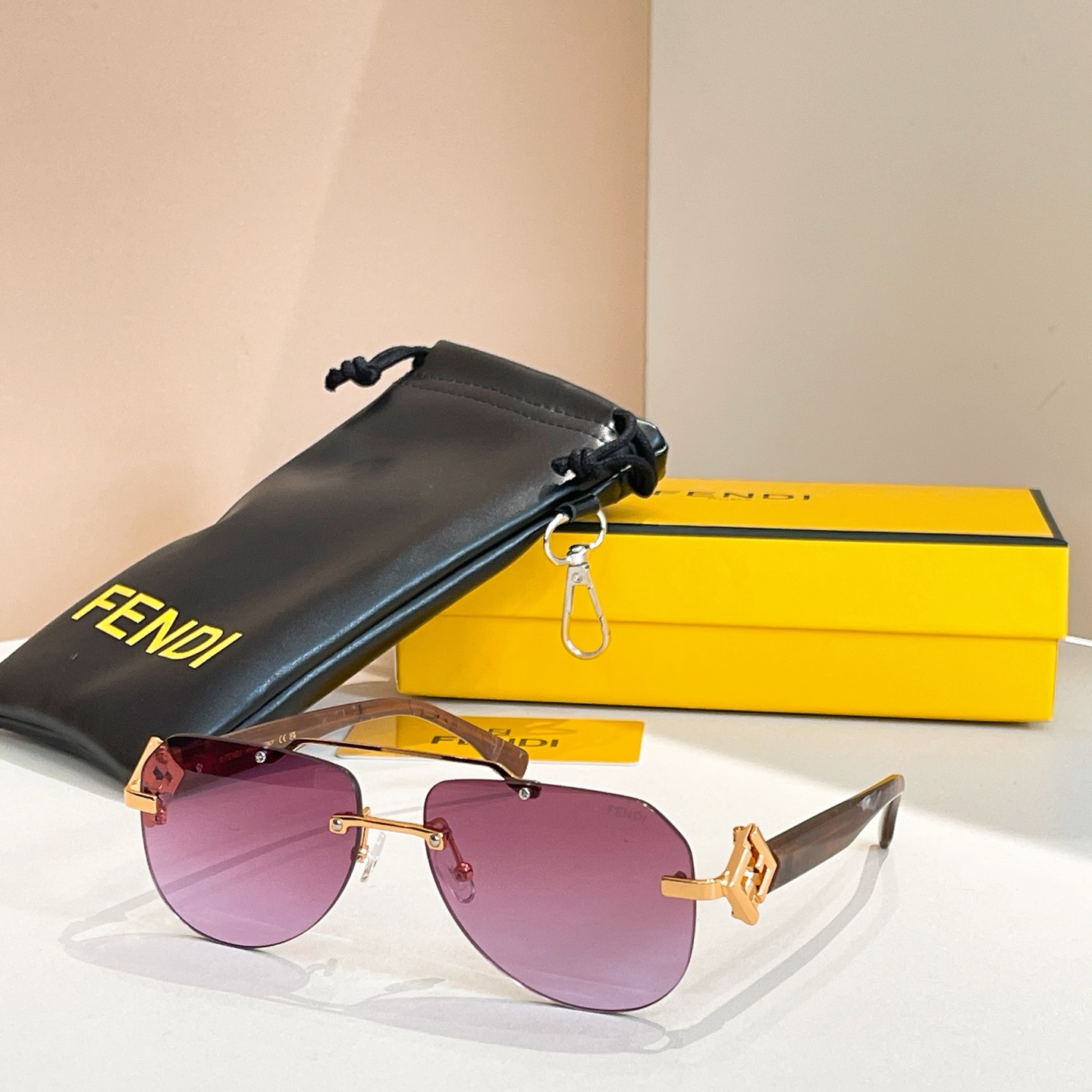 FENDI✨✨✨MODEL：FE4101✨✨ SIZE：58口15-140✨✨✨