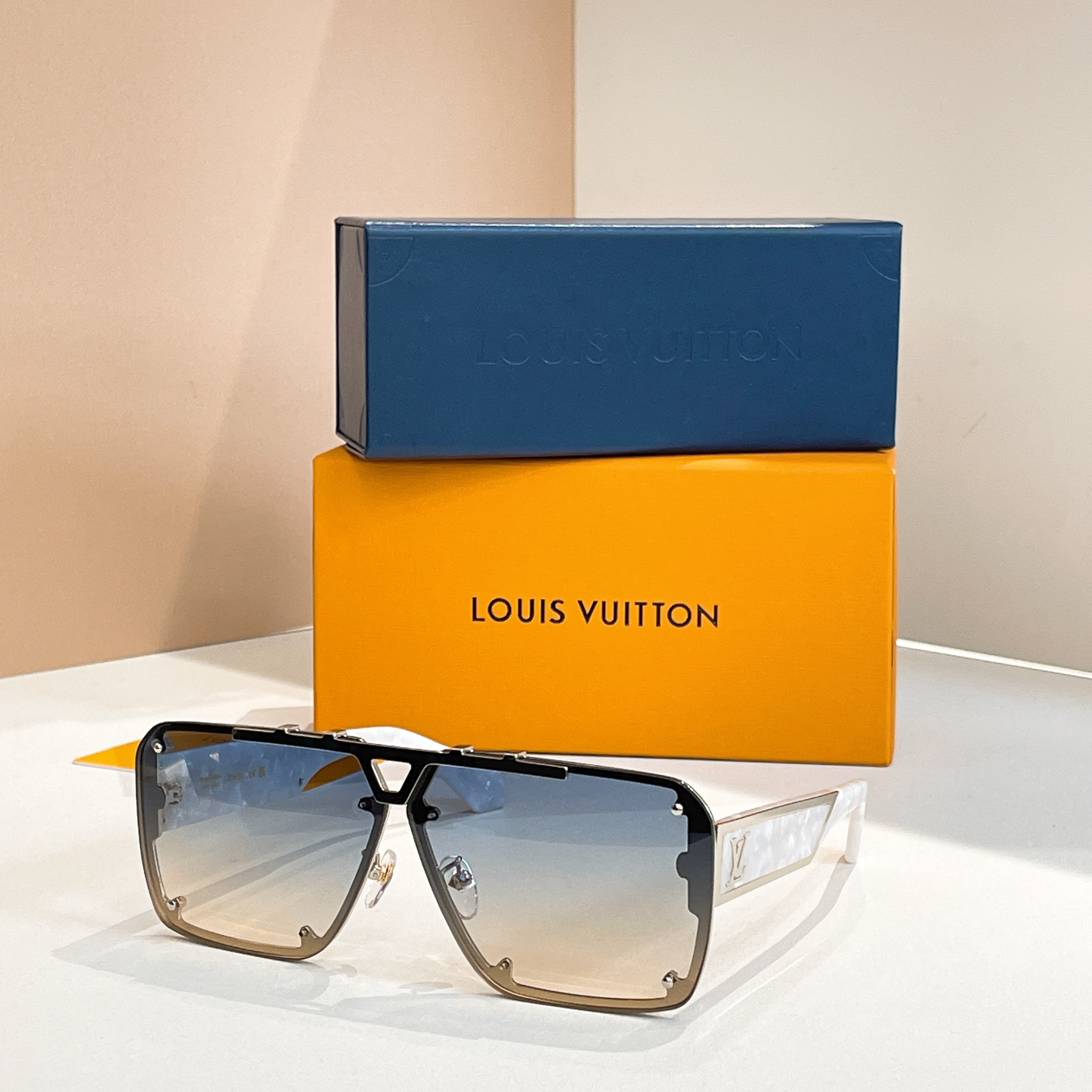 LOUIS VUITTO*✨✨✨MODEL：Z2615U✨✨✨ SIZE：70口12-140✨✨✨