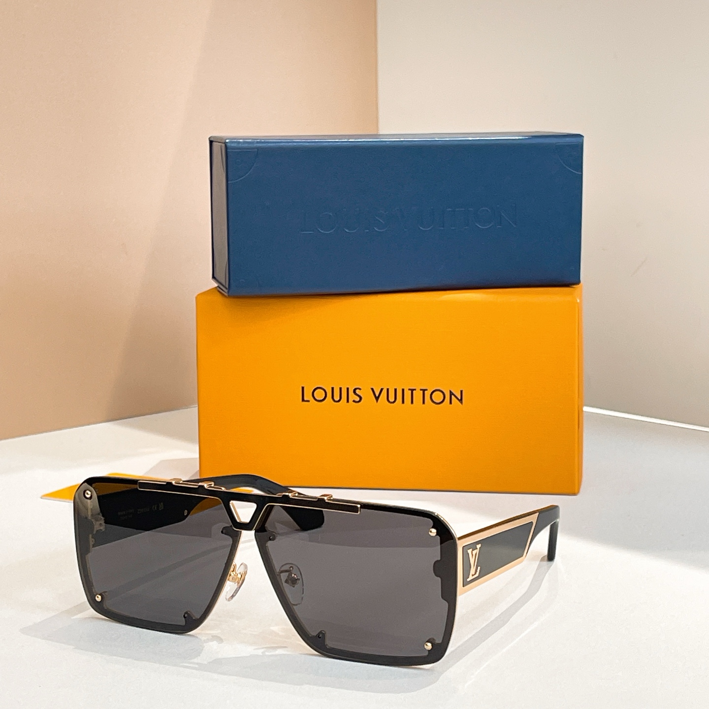 LOUIS VUITTO*✨✨✨MODEL：Z2615U✨✨✨ SIZE：70口12-140✨✨✨