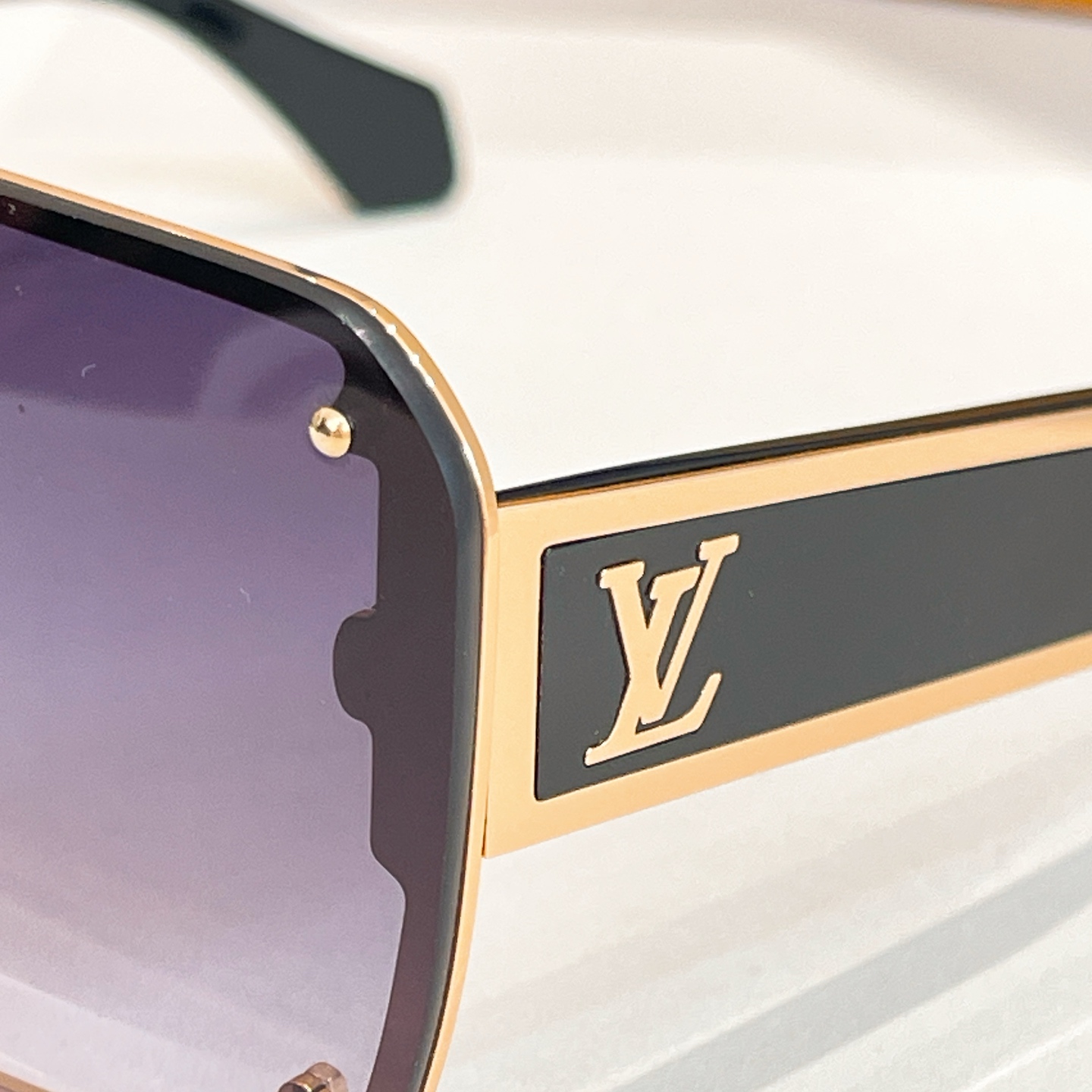 LOUIS VUITTO*✨✨✨MODEL：Z2615U✨✨✨ SIZE：70口12-140✨✨✨