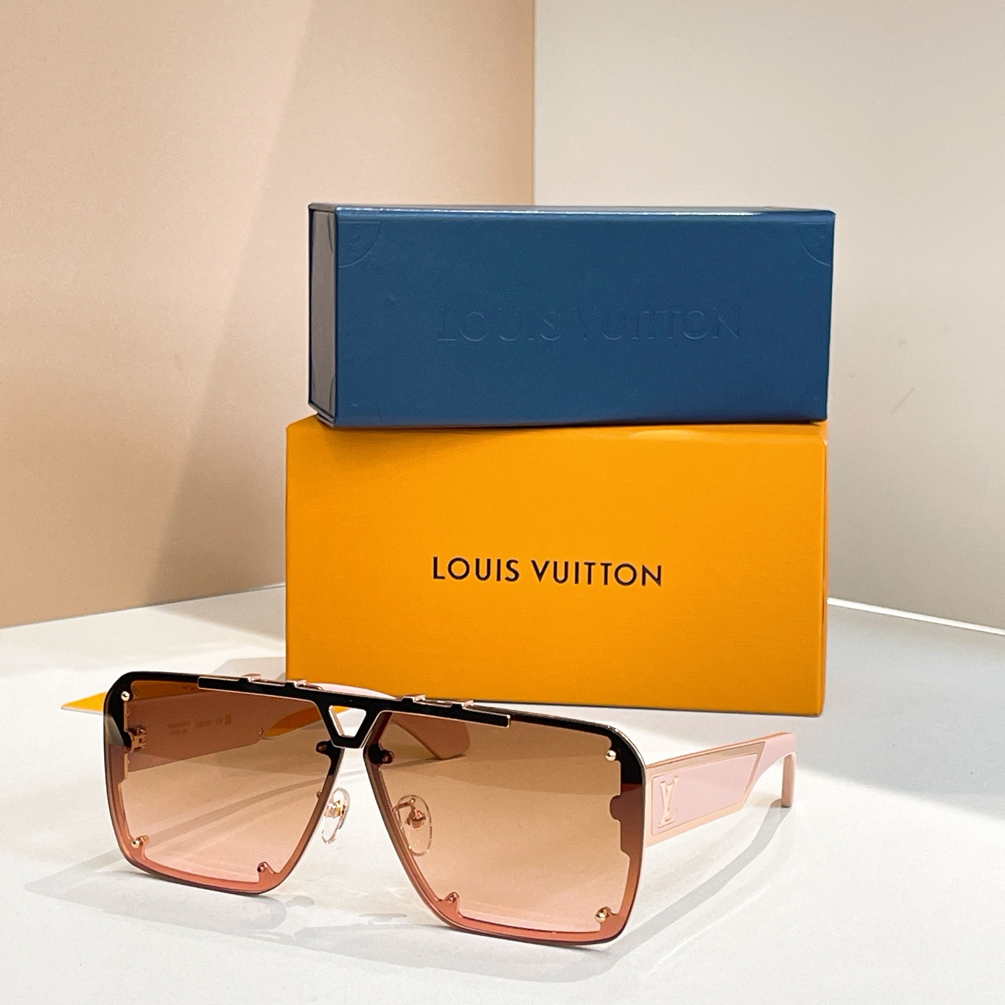 LOUIS VUITTO*✨✨✨MODEL：Z2615U✨✨✨ SIZE：70口12-140✨✨✨