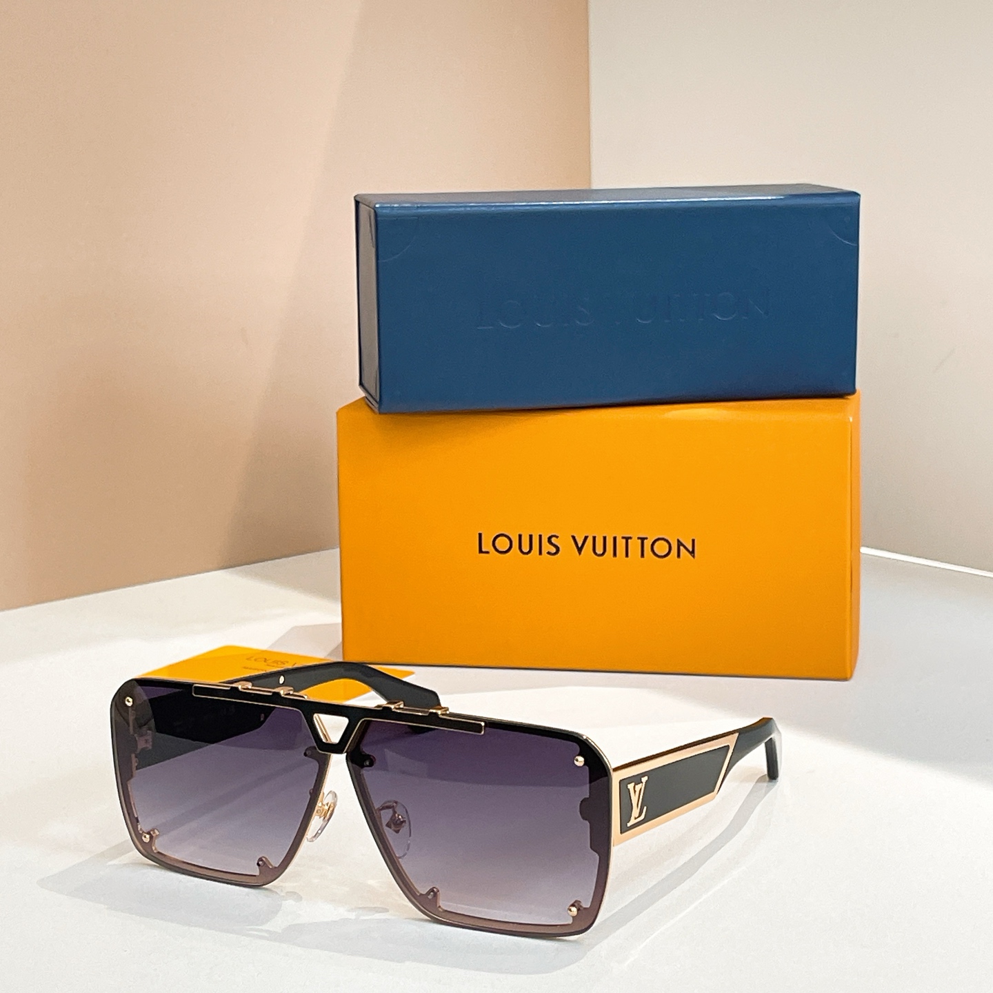 LOUIS VUITTO*✨✨✨MODEL：Z2615U✨✨✨ SIZE：70口12-140✨✨✨