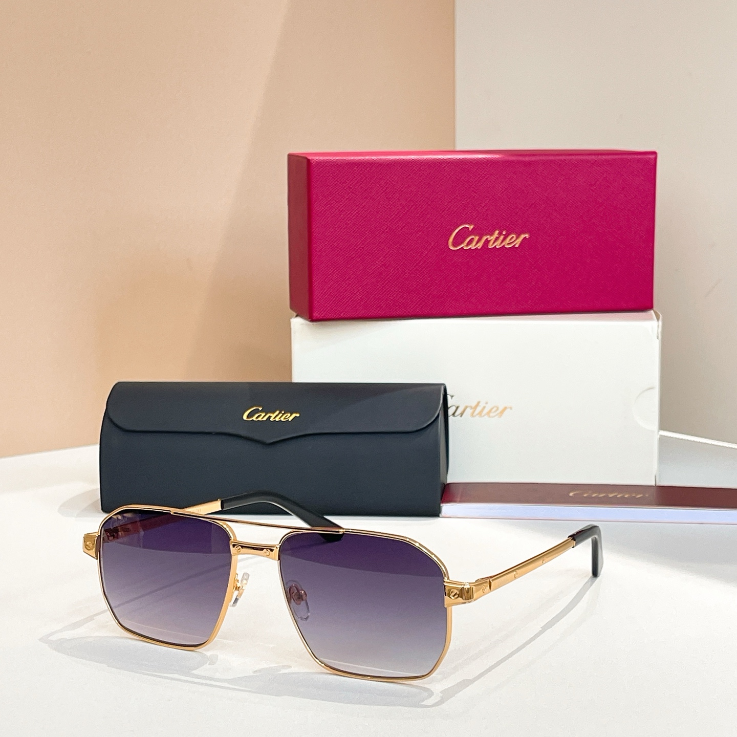 Cartie*✨✨✨MODEL：CT0424S✨✨✨