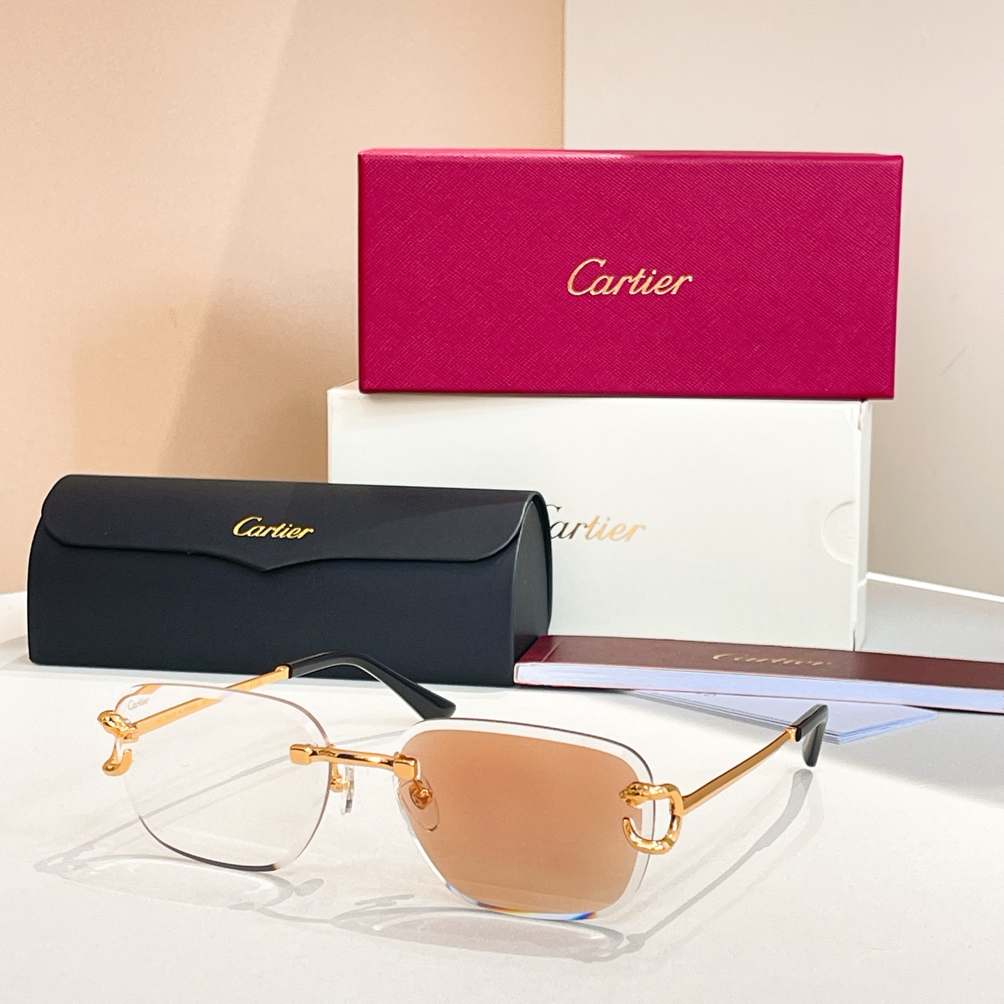 Cartie*✨✨✨MODEL：CT8823✨✨✨SIZE：59口16-140✨✨✨太阳镜，变色片