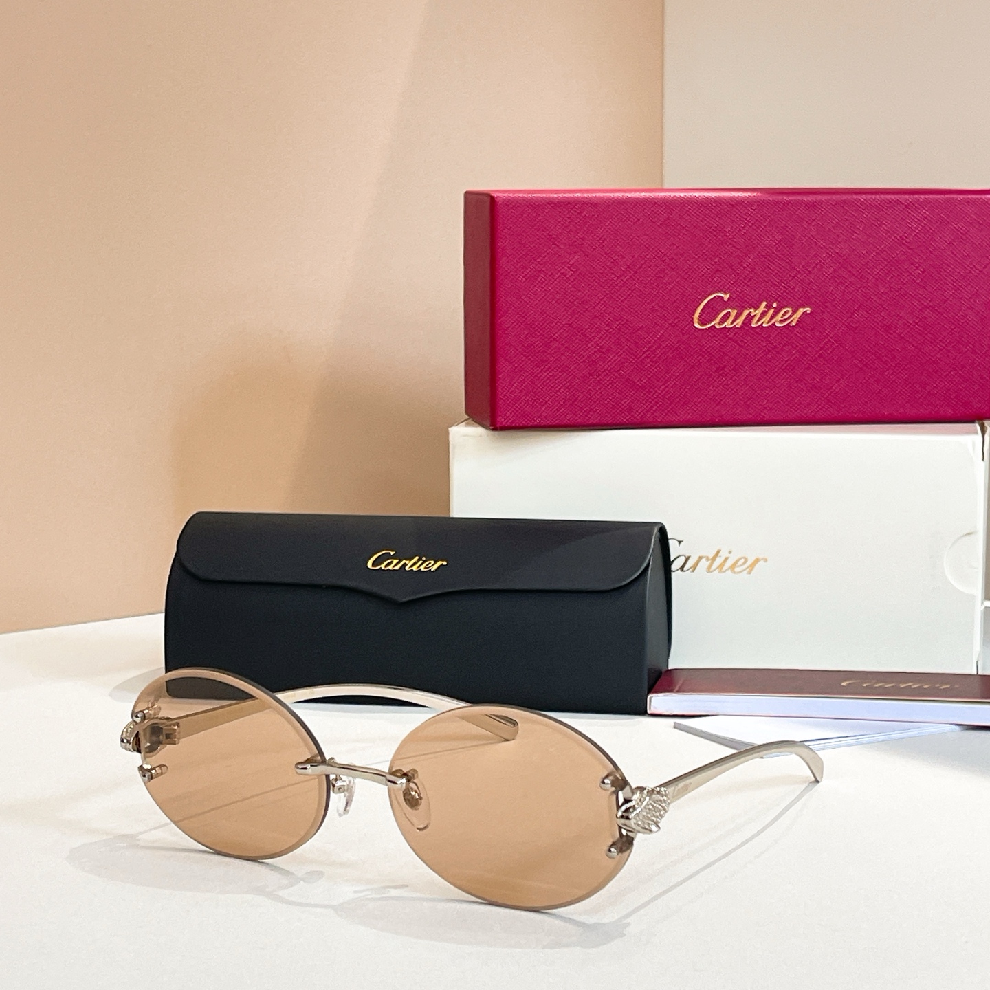 Cartie*✨✨✨MODEL：CT0649S✨✨✨SIZE：61口17-133✨✨✨太阳镜，变色片