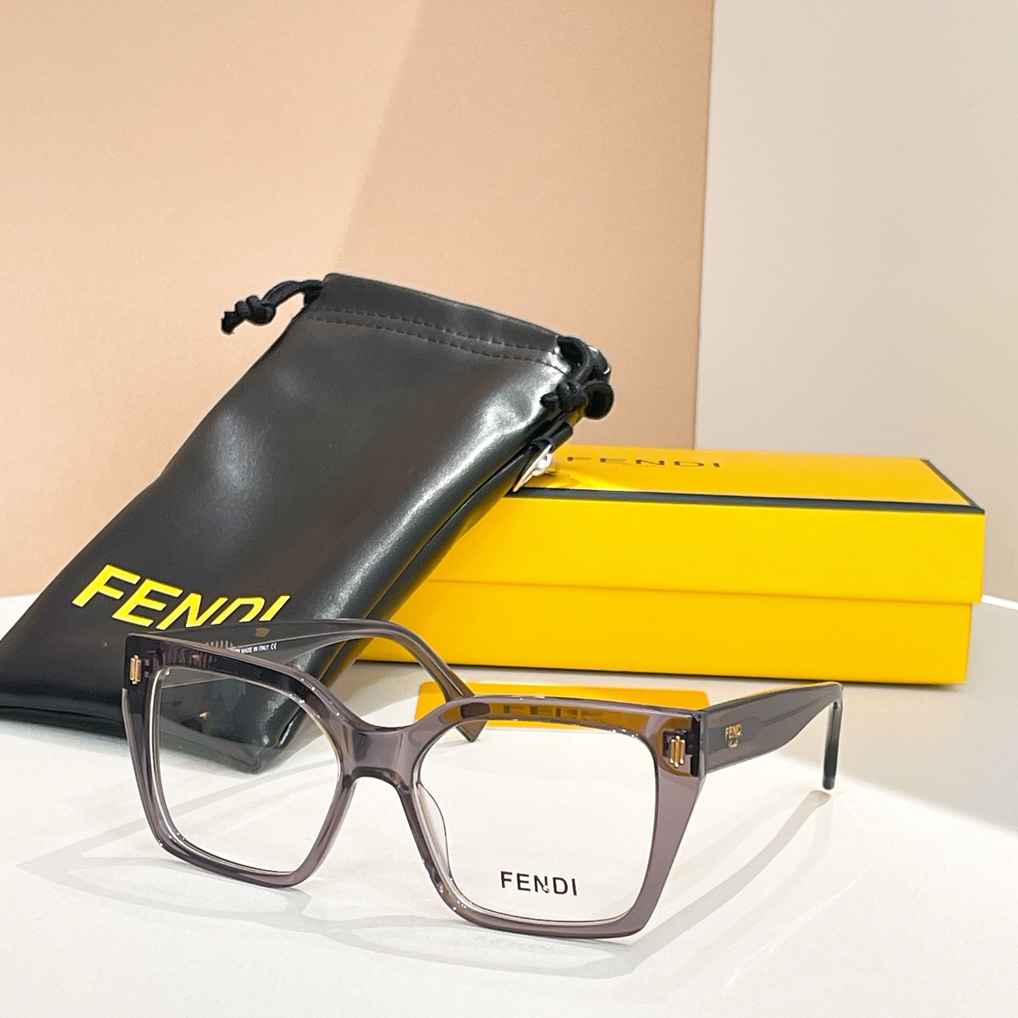 FENDI✨✨✨MODEL：FE50085I✨✨ SIZE：54口17-145✨✨✨