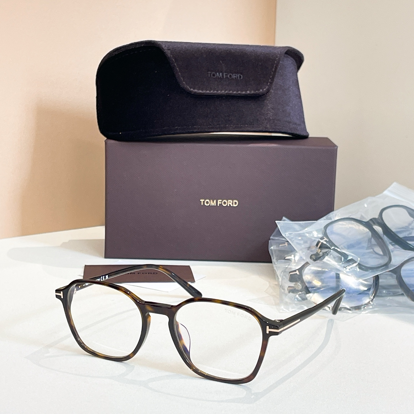 TOM FOR*💫💫💫MODEL：TF5804-F-B💫💫💫SIZE：53口19-145💫💫💫高版本～～