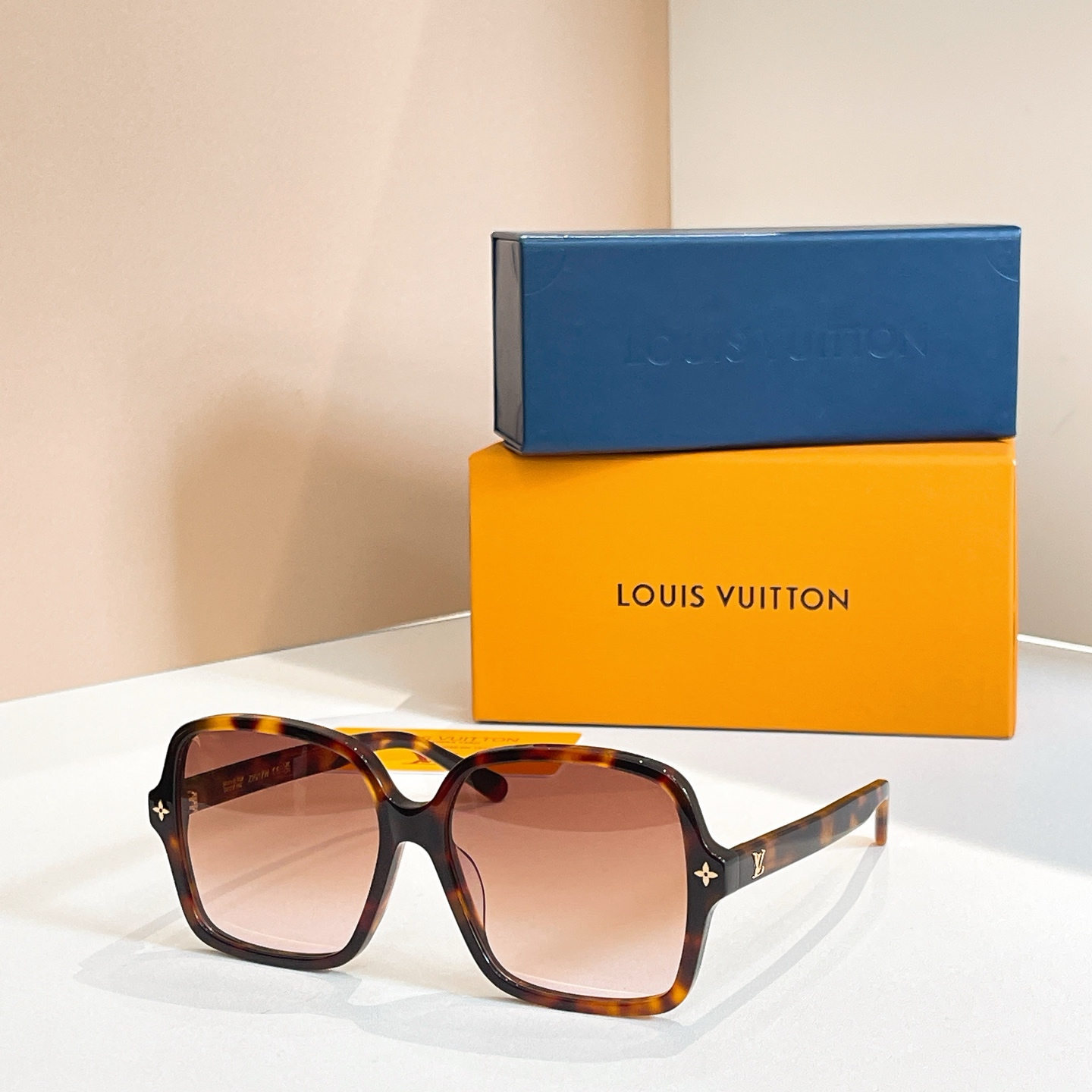 LOUIS VUITTO*✨✨✨MODEL：Z2917W✨✨✨ SIZE：56口17-145✨✨✨