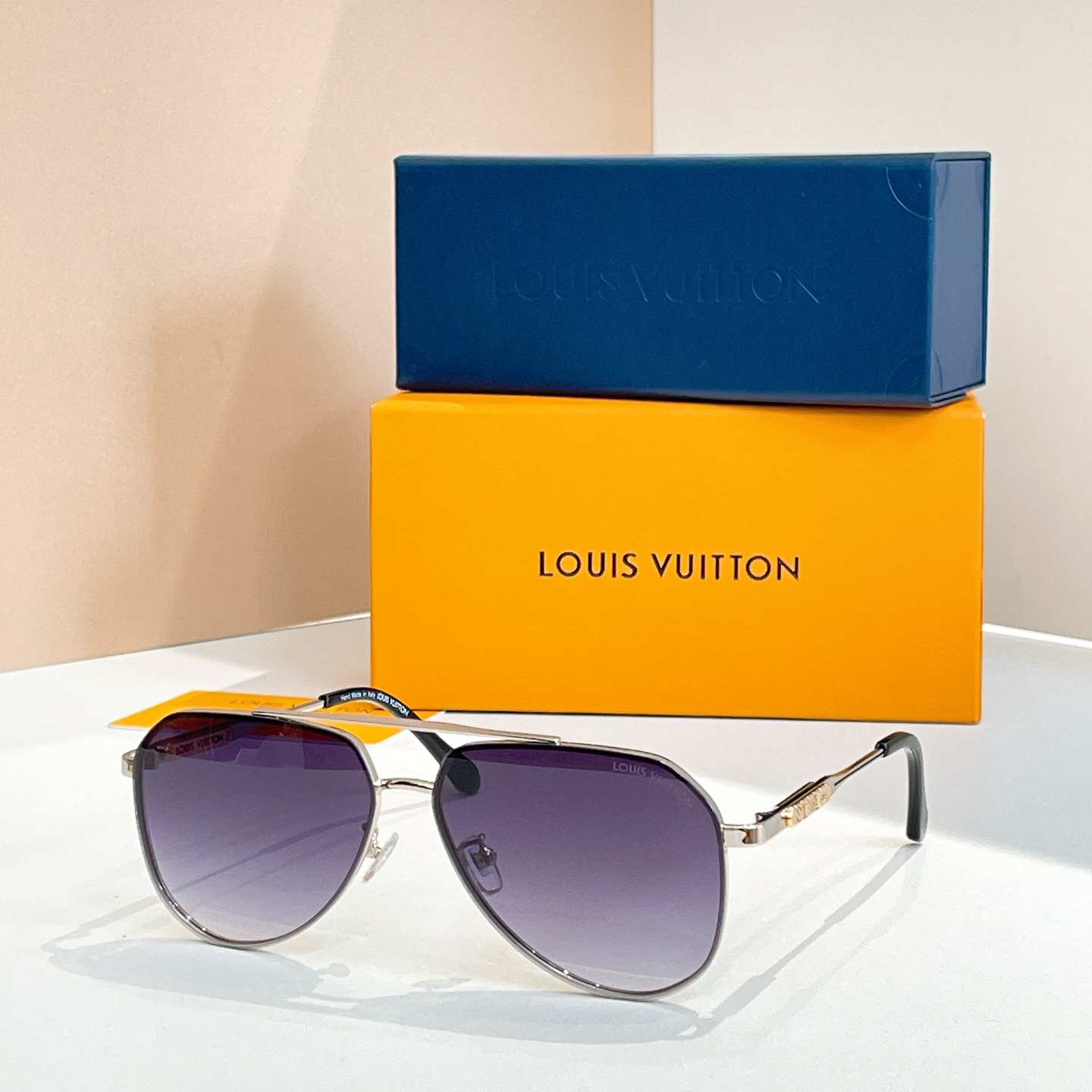 LOUIS VUITTO*✨✨✨MODEL：Z1987U✨✨✨ SIZE：62口13-145✨✨✨