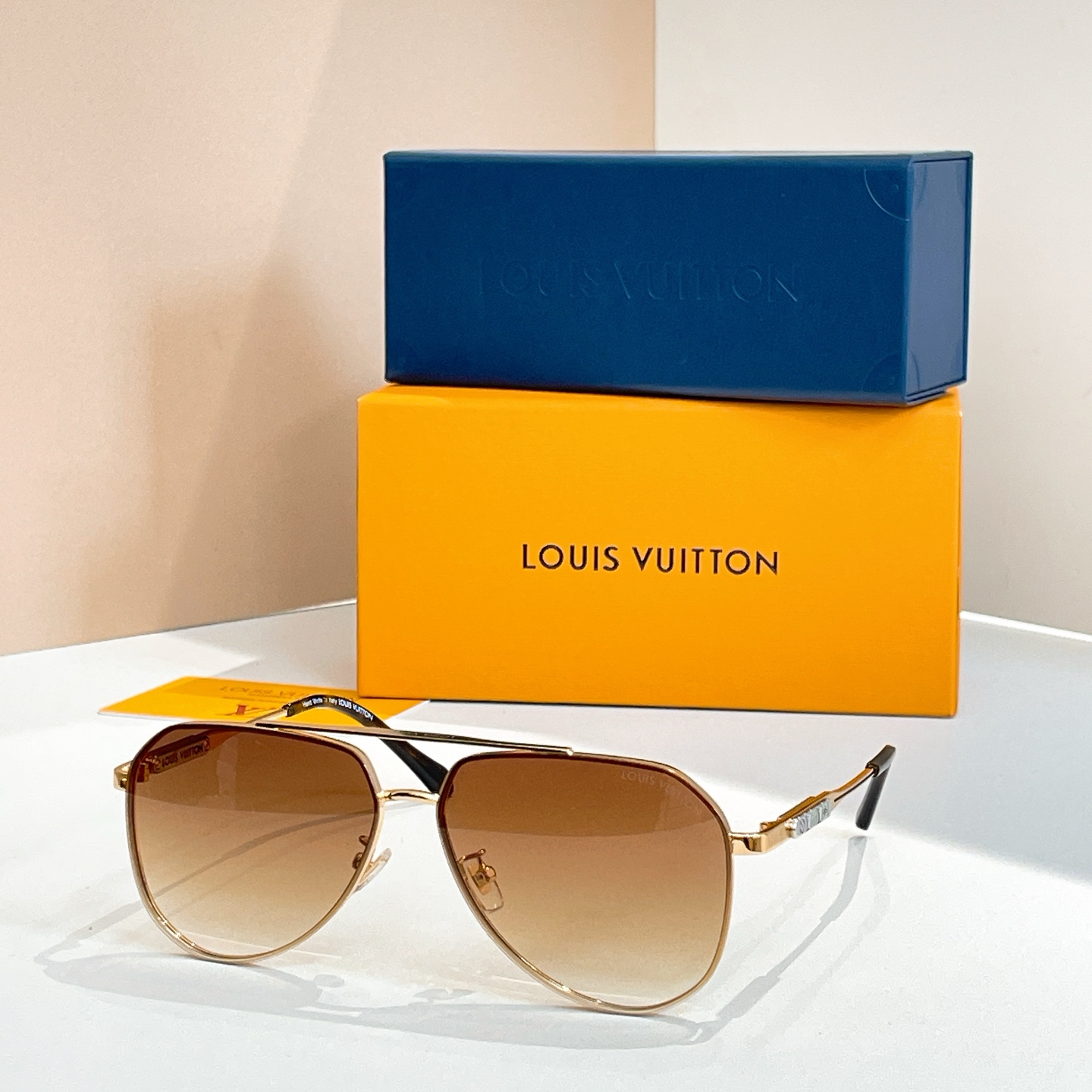 LOUIS VUITTO*✨✨✨MODEL：Z1987U✨✨✨ SIZE：62口13-145✨✨✨