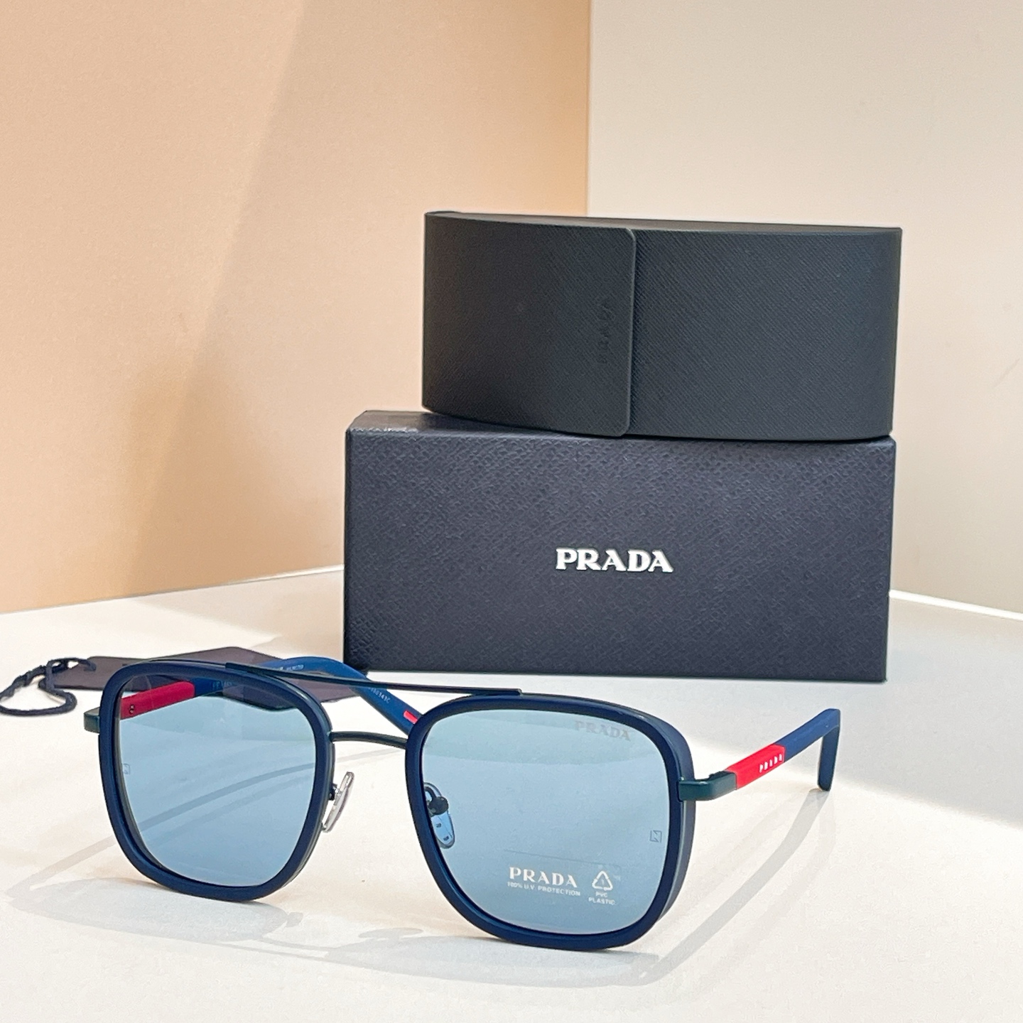 PRADA✨✨✨MODEL：SPS A60✨✨✨SIZE：53口23-145✨✨✨ 太阳镜，变色镜