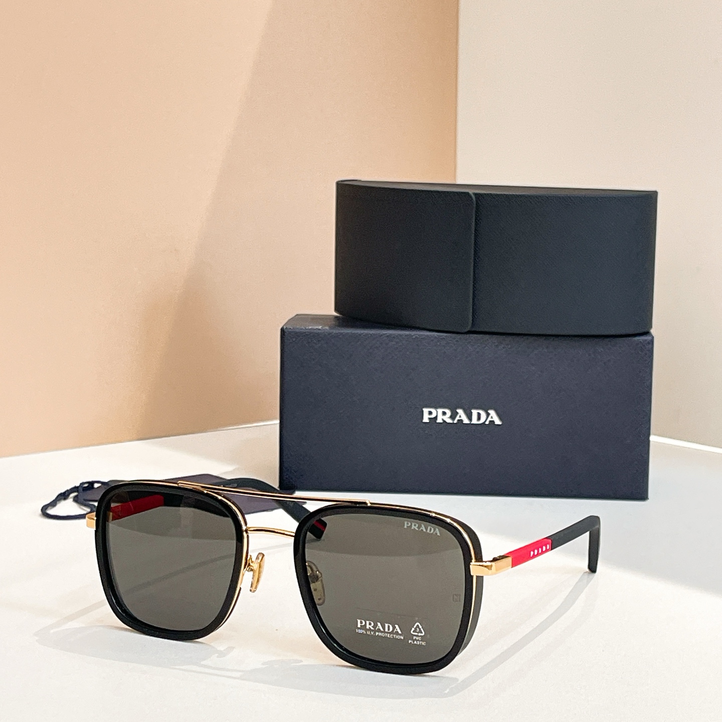 PRADA✨✨✨MODEL：SPS A60✨✨✨SIZE：53口23-145✨✨✨ 太阳镜，变色镜