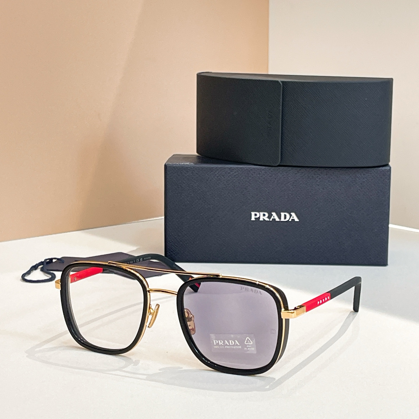 PRADA✨✨✨MODEL：SPS A60✨✨✨SIZE：53口23-145✨✨✨ 太阳镜，变色镜