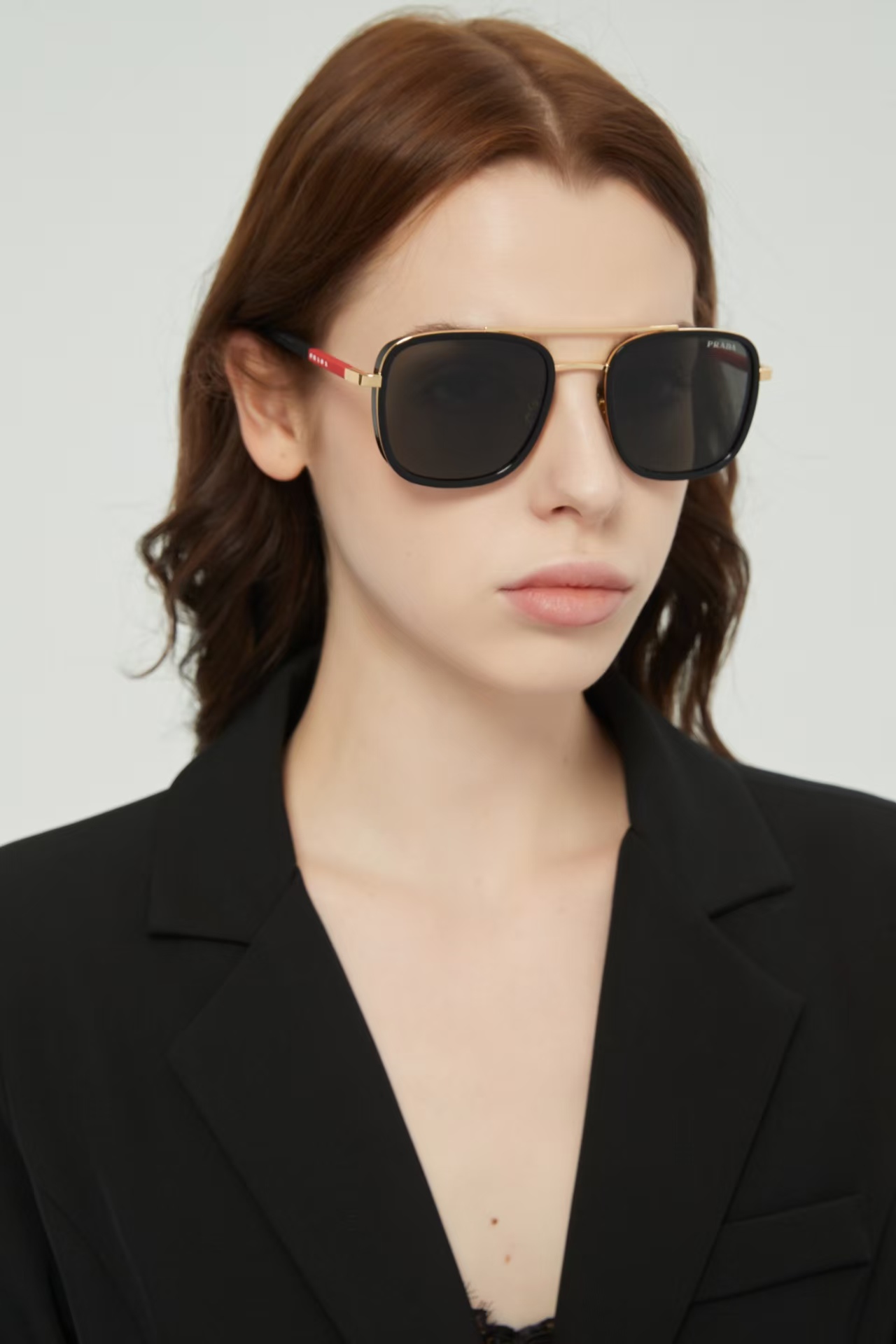 PRADA✨✨✨MODEL：SPS A60✨✨✨SIZE：53口23-145✨✨✨ 太阳镜，变色镜