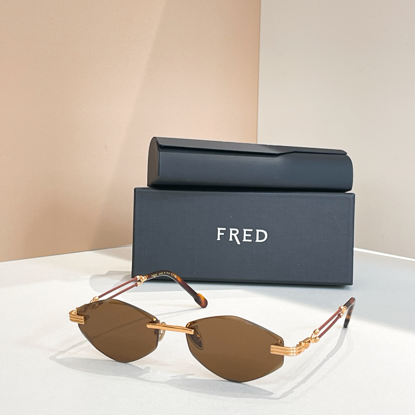FRED🍂🍂🍂MODEL：FG 60220U🍂🍂🍂SIZE：57口17-145🍂🍂太阳镜，变色片