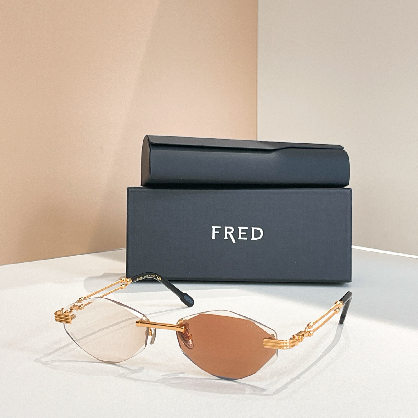 FRED🍂🍂🍂MODEL：FG 60220U🍂🍂🍂SIZE：57口17-145🍂🍂太阳镜，变色片