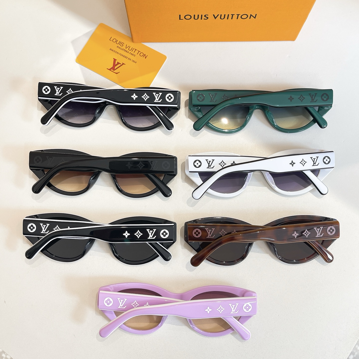 LOUIS VUITTO*✨✨✨MODEL：Z2686U✨✨✨ SIZE：53口19-145✨✨✨