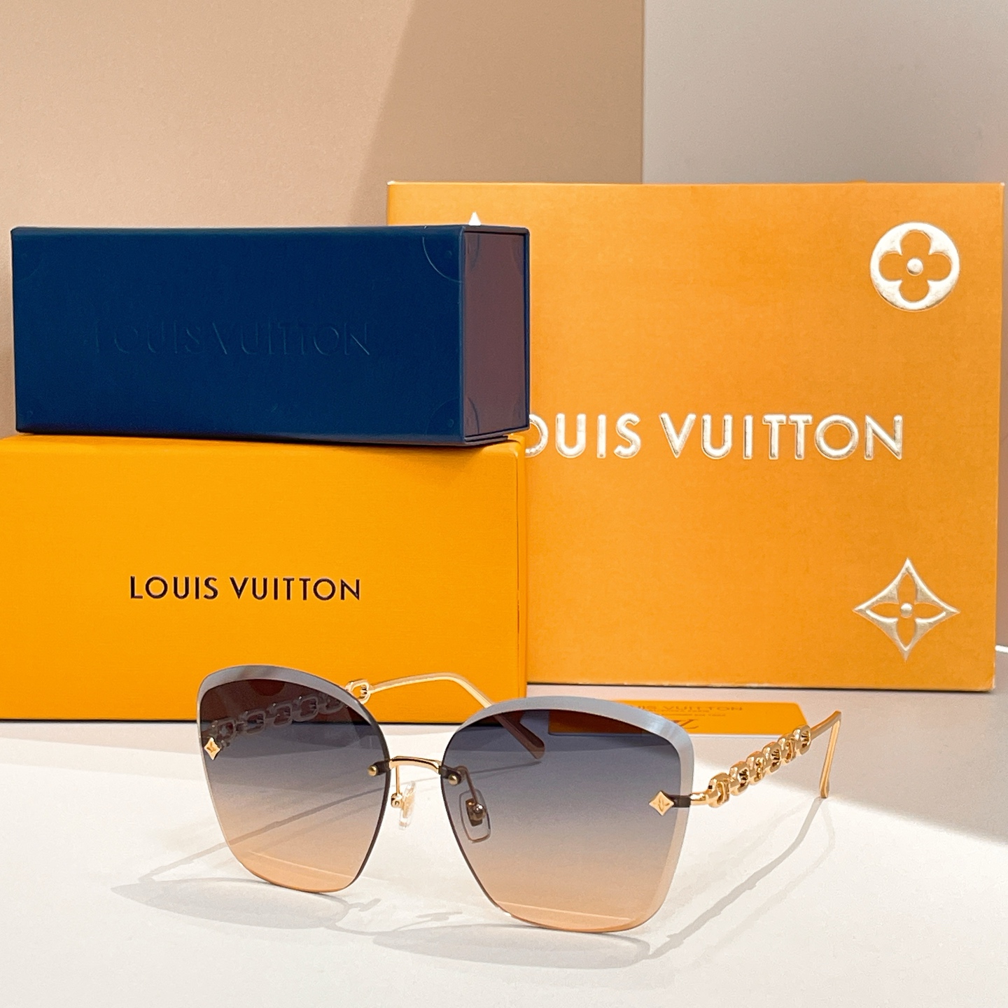 LOUIS VUITTO*✨✨✨MODEL：Z2665U✨✨✨ SIZE：61口14-140✨✨✨
