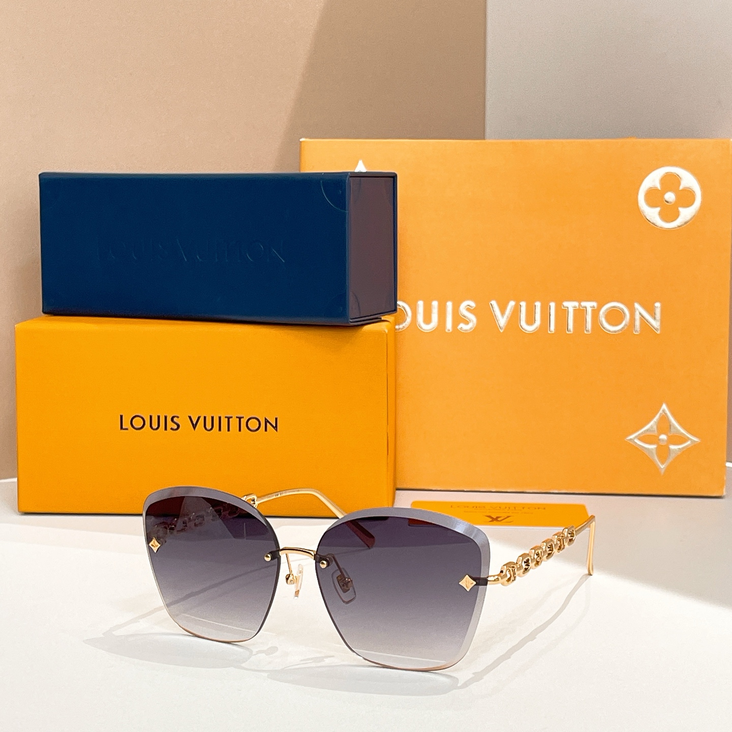 LOUIS VUITTO*✨✨✨MODEL：Z2665U✨✨✨ SIZE：61口14-140✨✨✨