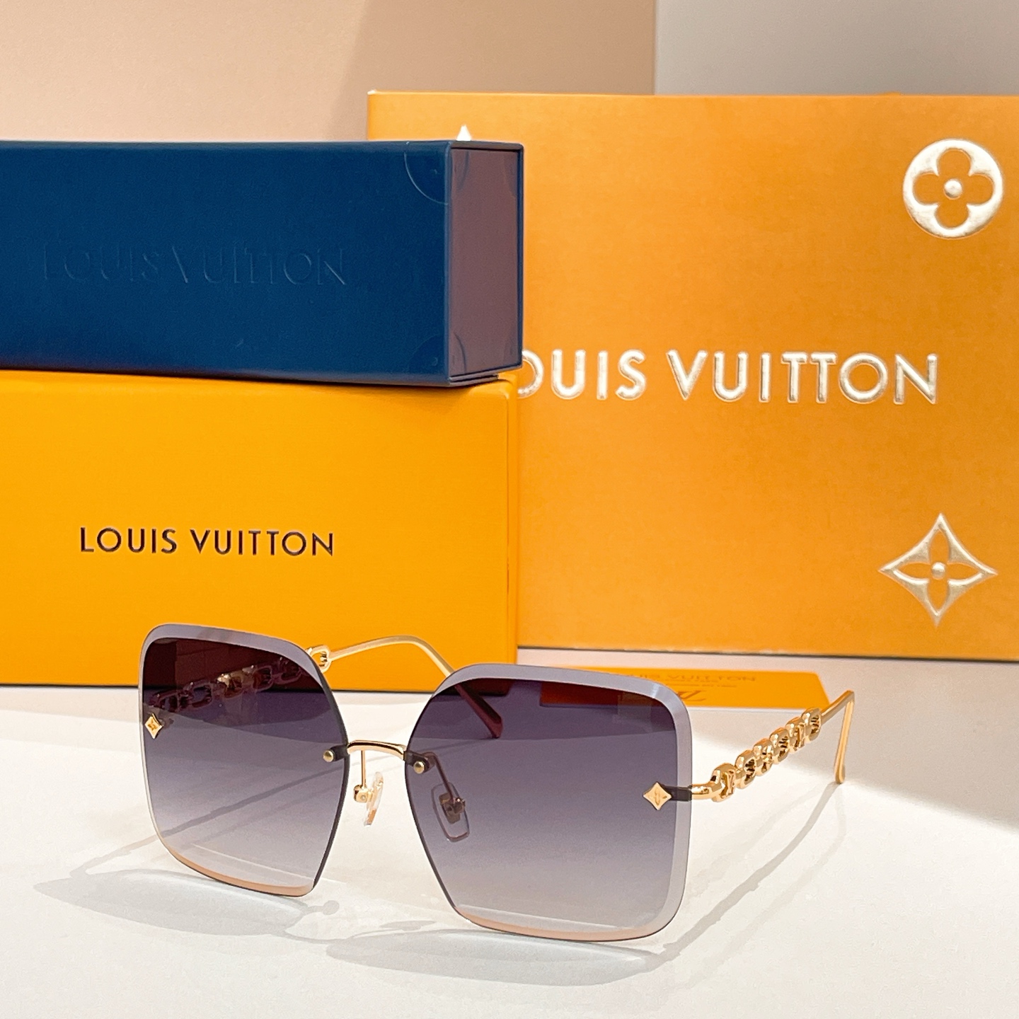 LOUIS VUITTO*✨✨✨MODEL：Z1860U✨✨✨ SIZE：61口14-140✨✨✨