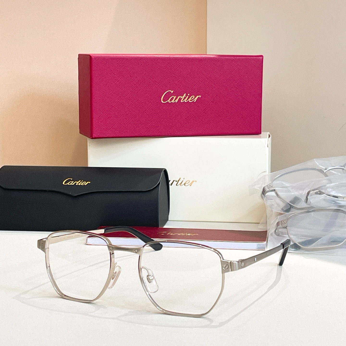 Cartie*✨✨✨MODEL：CT0480S✨✨✨SIZE：53口20-145✨✨✨，变色镜片