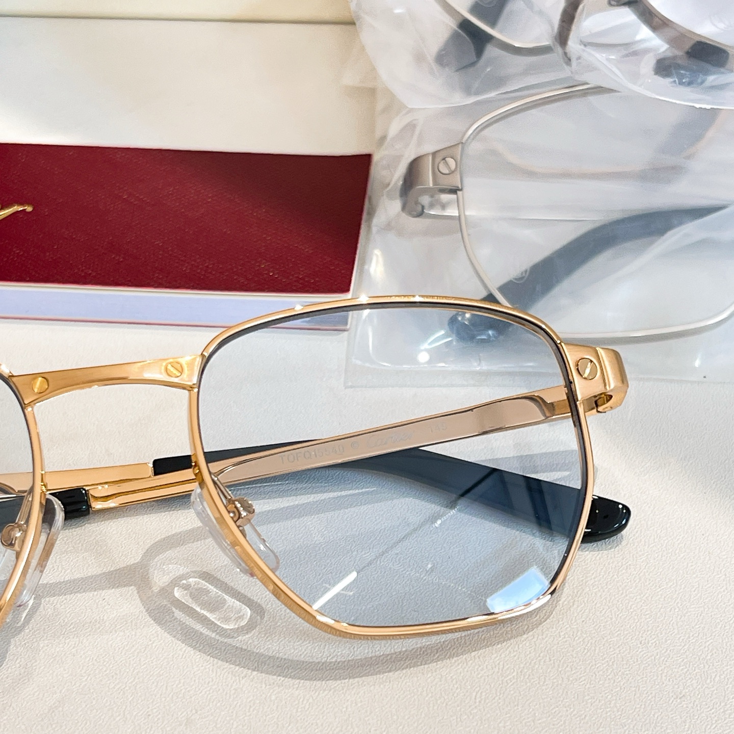 Cartier 卡地亚墨镜