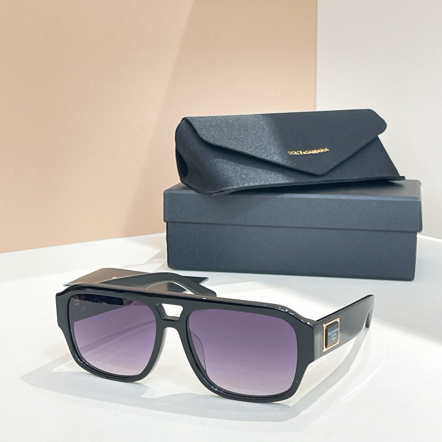 DOLCE & GABBAN*🌟🌟🌟MODEL：DG4506🌟🌟🌟SIZE56口17-145🌟🌟🌟