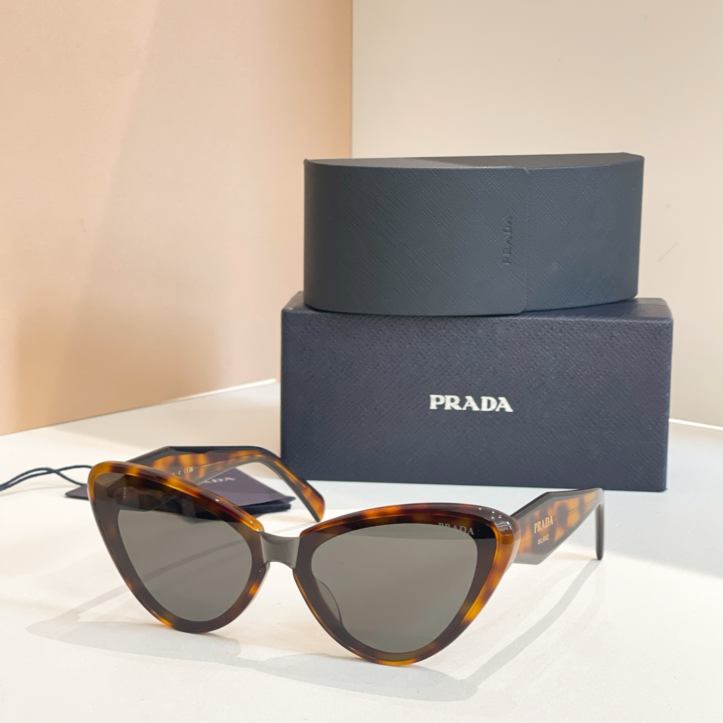 PRADA✨✨✨MODEL：PR 206VS✨✨✨SIZE：55口21-145✨✨✨ 