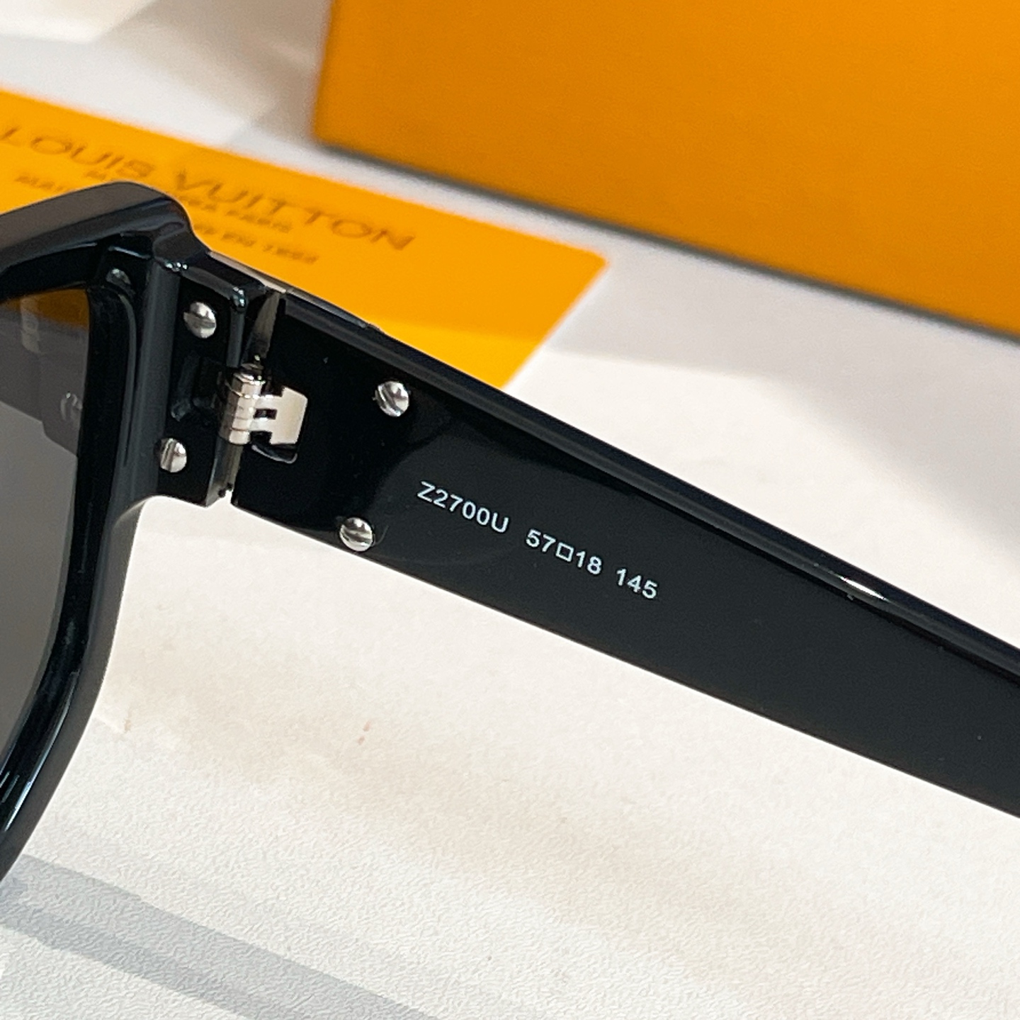 LOUIS VUITTO*🌟🌟🌟MODEL：Z2704U🌟🌟🌟SIZE：57口18-145🌟🌟🌟