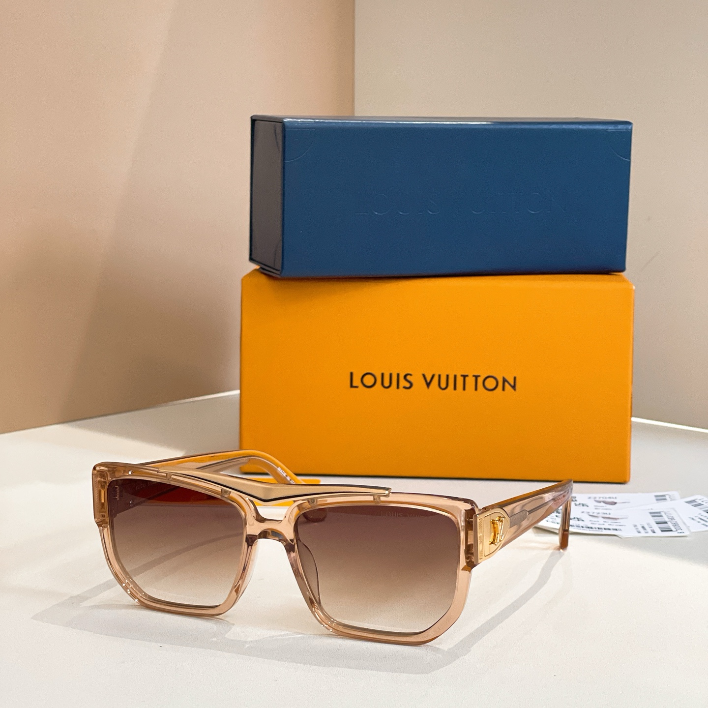 LOUIS VUITTO*🌟🌟🌟MODEL：Z2704U🌟🌟🌟SIZE：57口18-145🌟🌟🌟