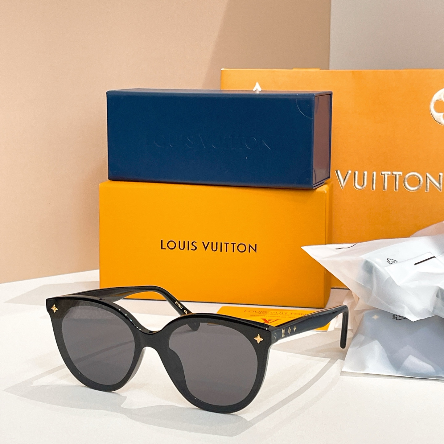 LOUIS VUITTO*🌟🌟🌟MODEL：Z2155U,Z2130U🌟🌟🌟SIZE：64口15-145